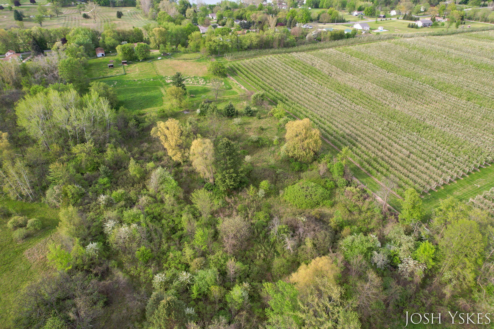 160 Broman Street NE