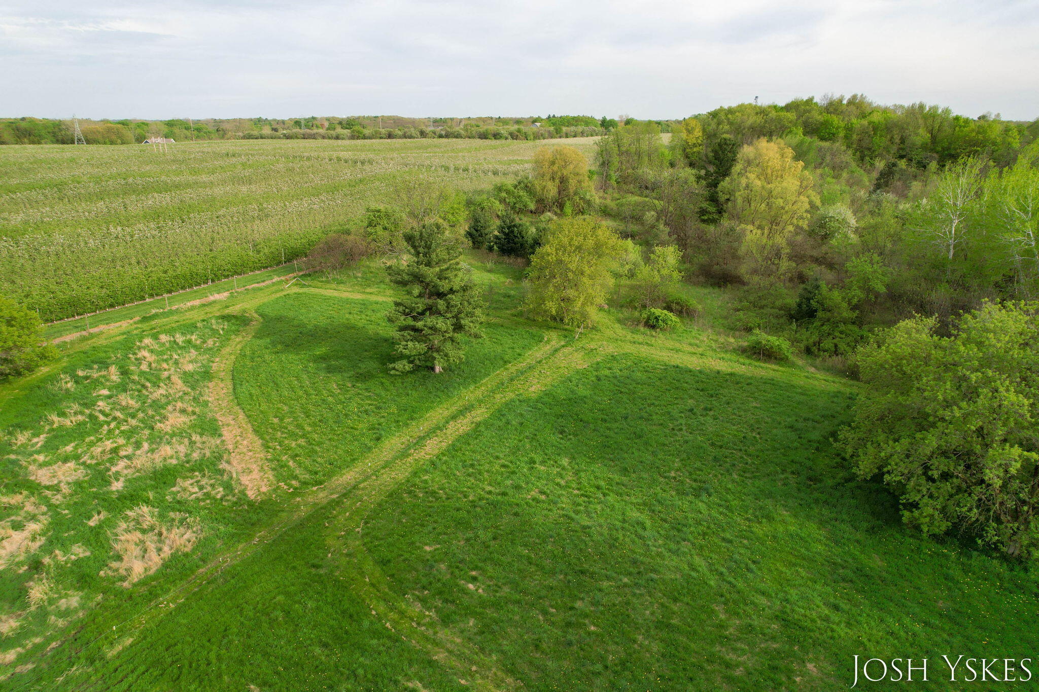 160 Broman Street NE