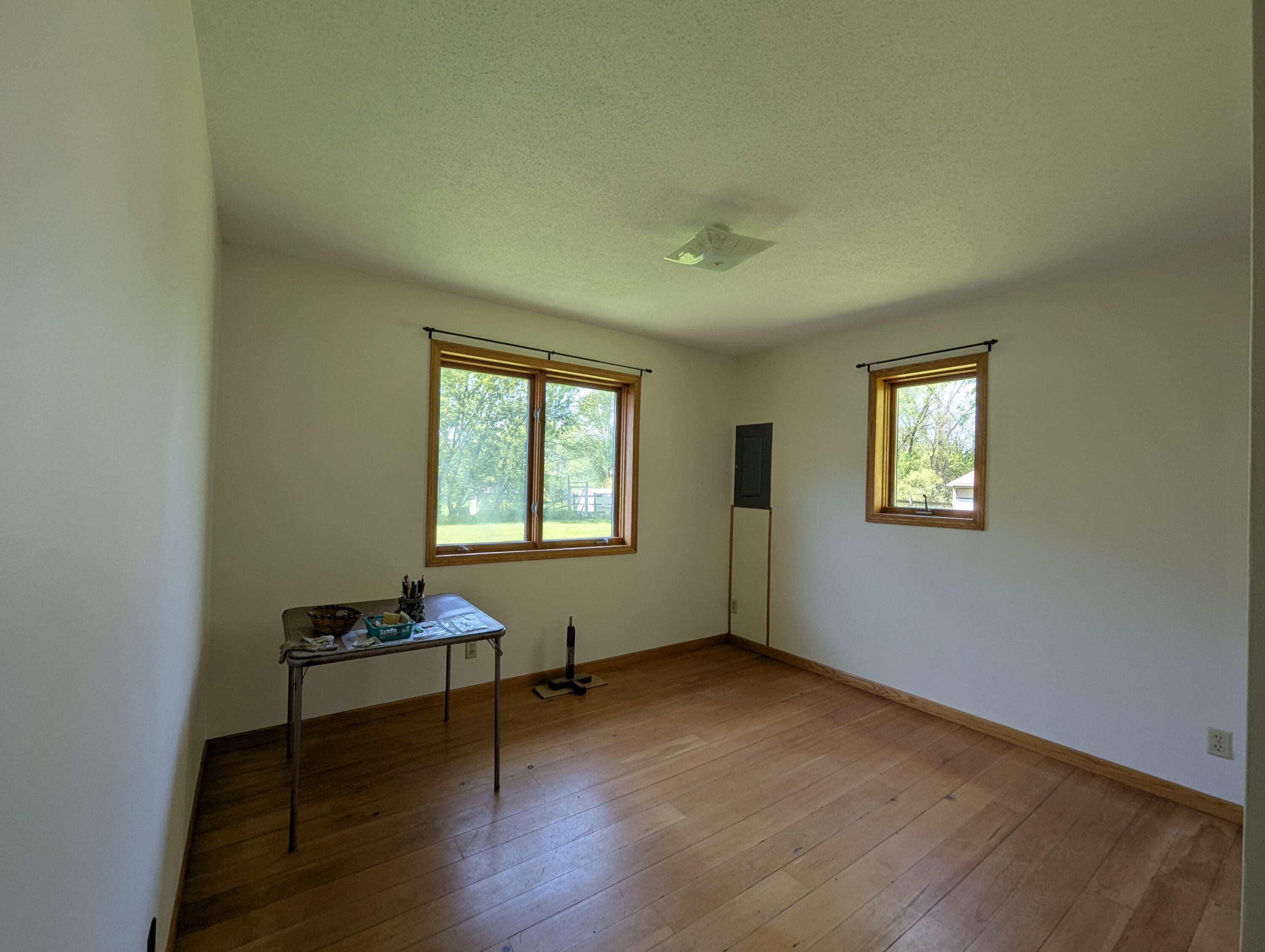 160 Broman Street NE