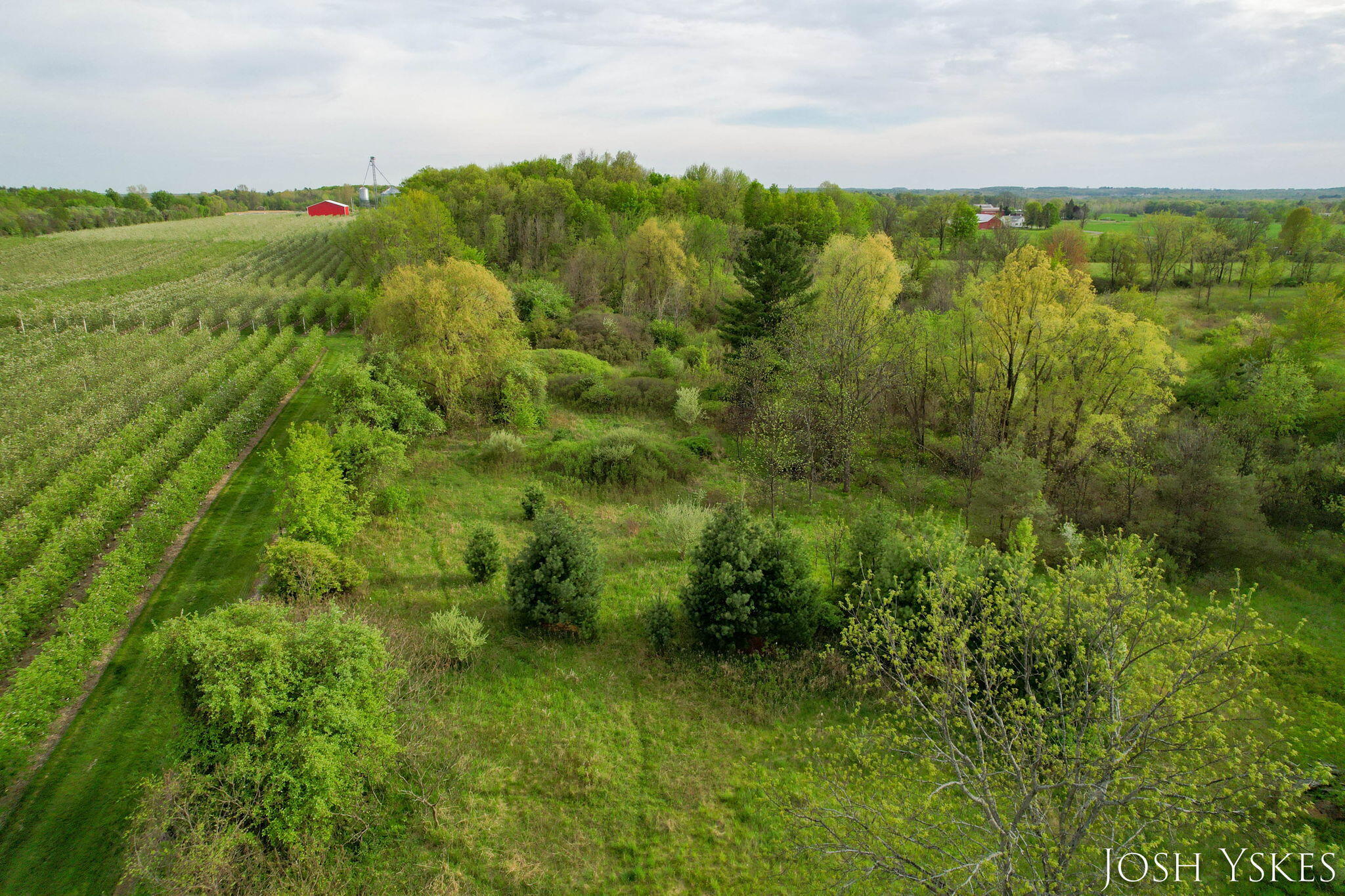 160 Broman Street NE