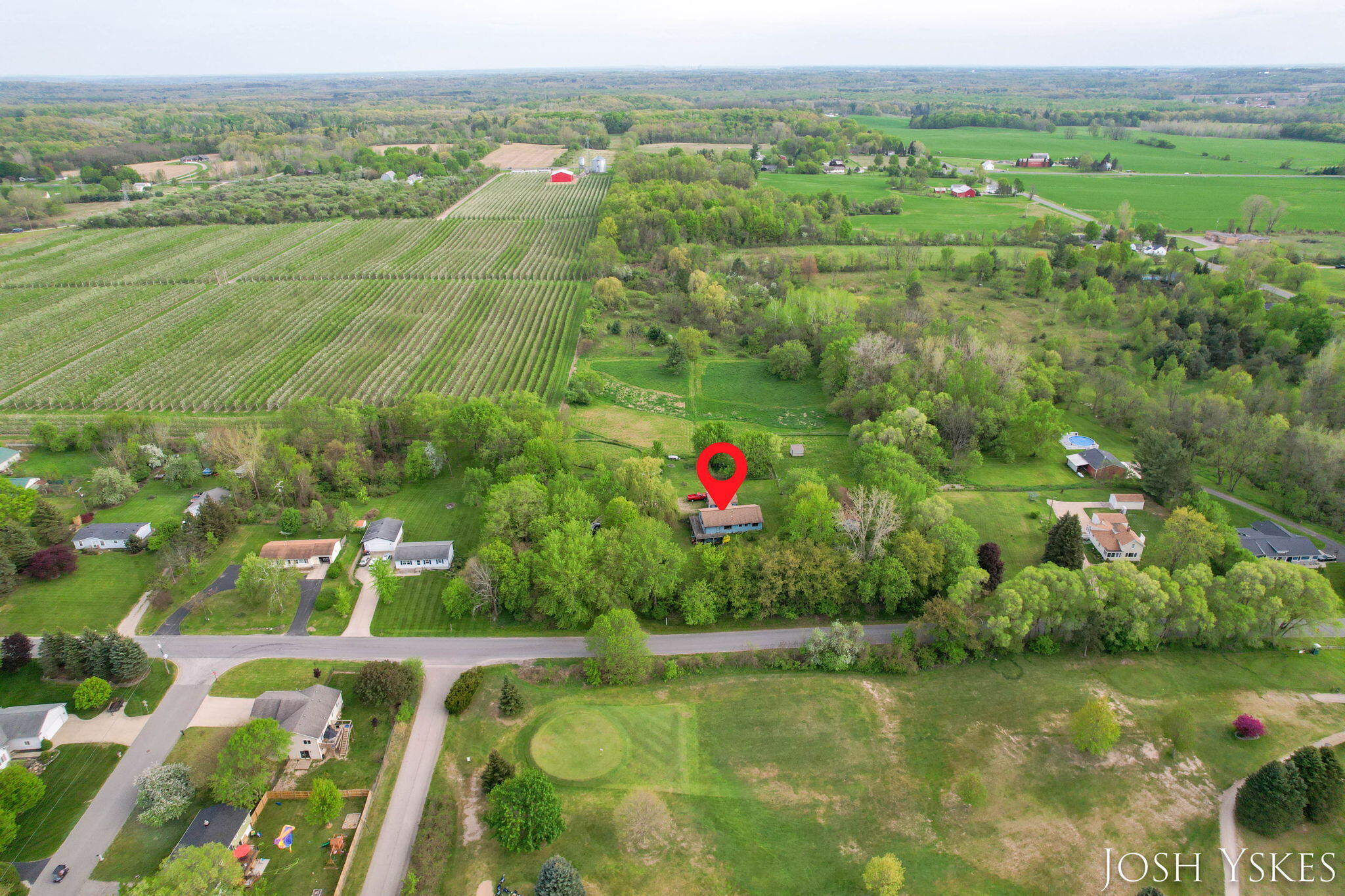 160 Broman Street NE