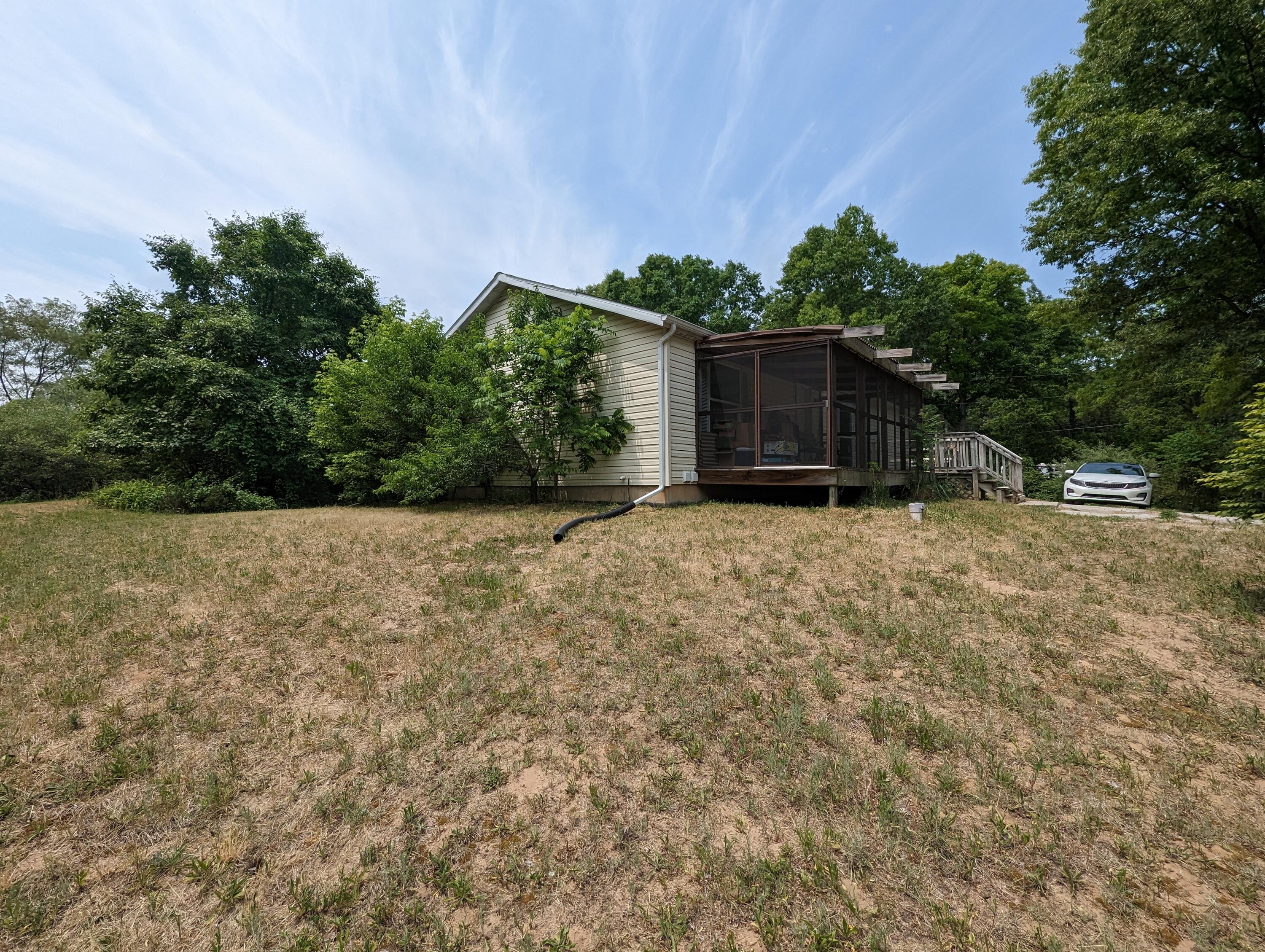 7976 10 Mile Road NE