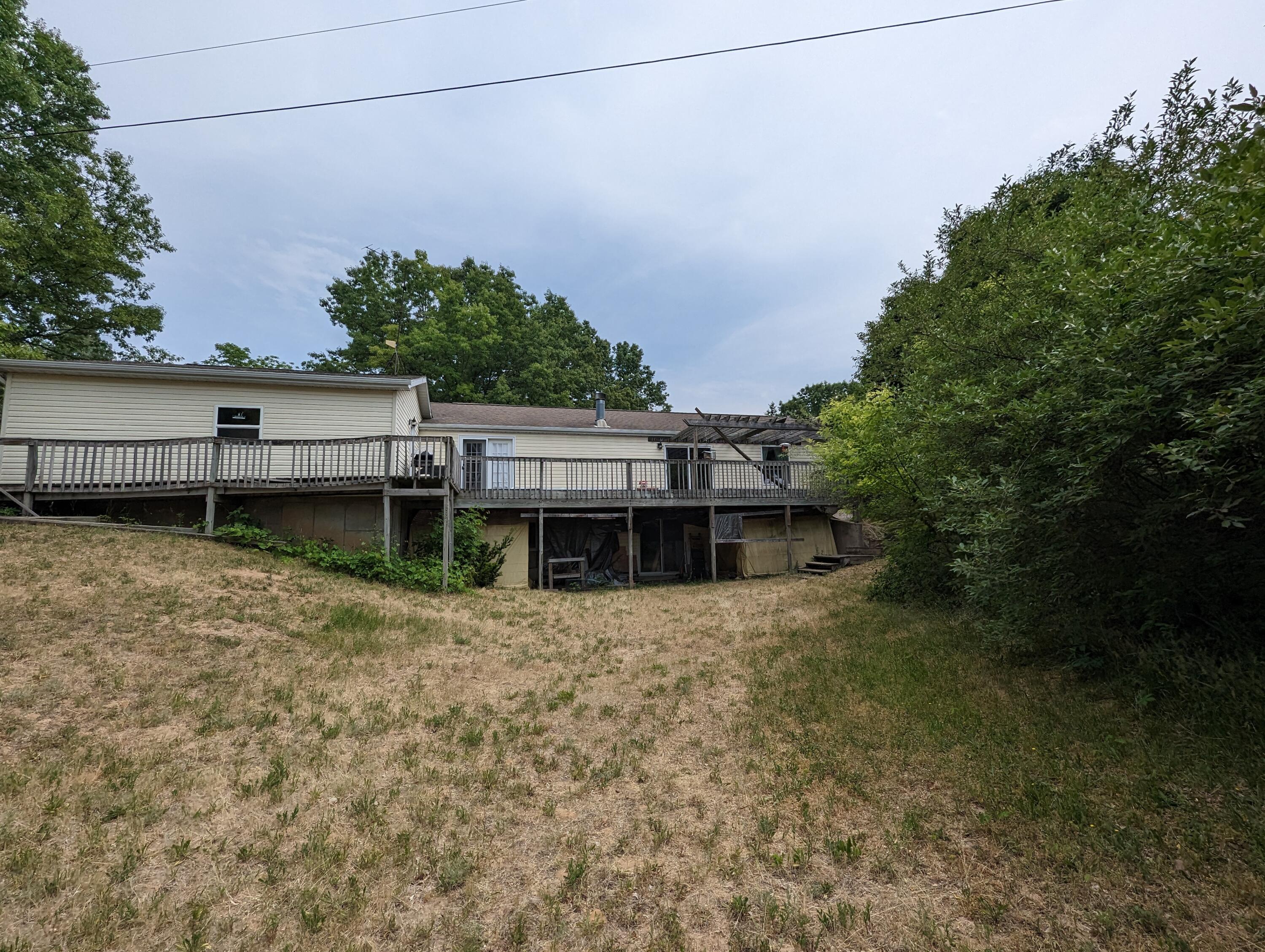 7976 10 Mile Road NE