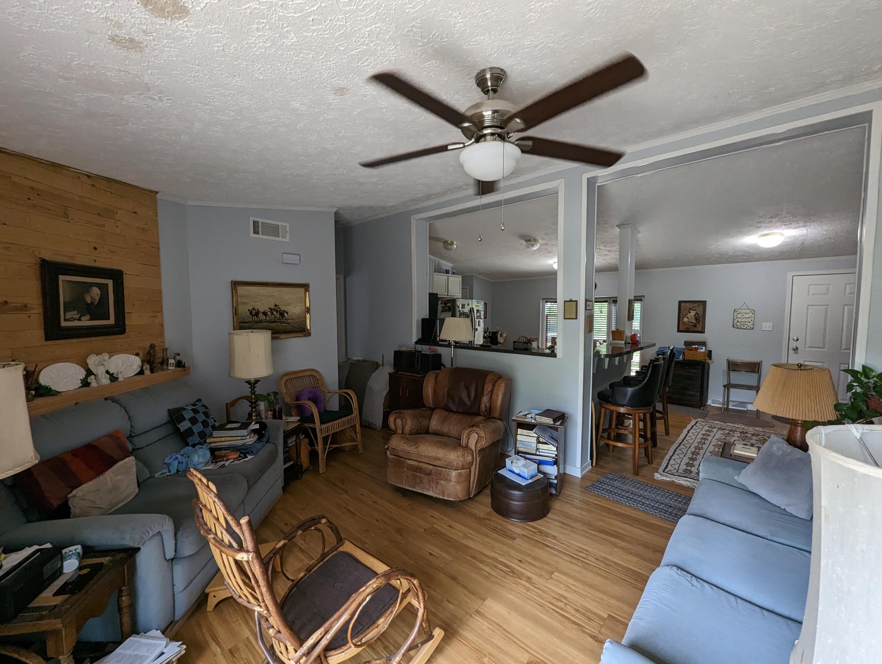 7976 10 Mile Road NE