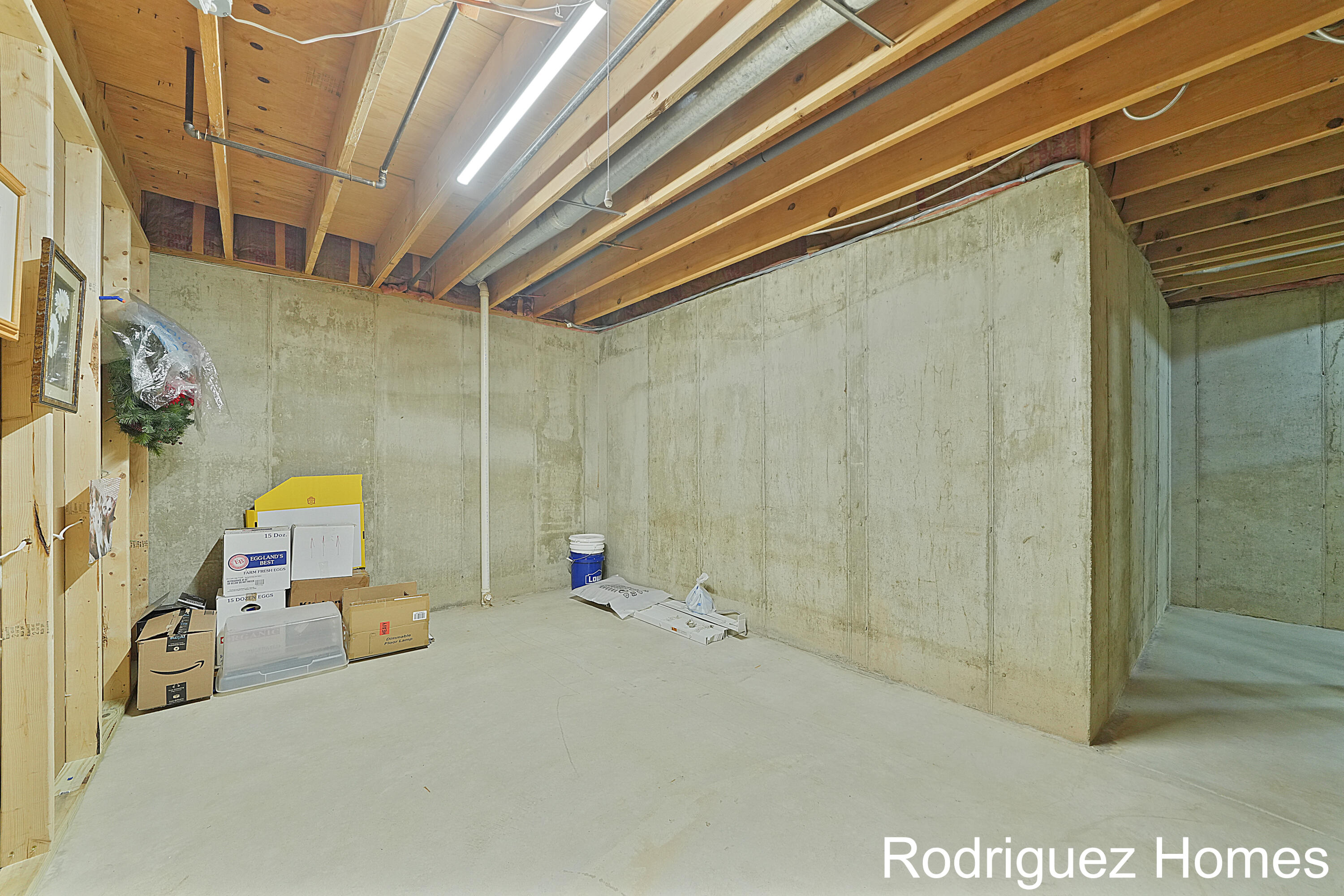 2106 Cranbrook Drive NE