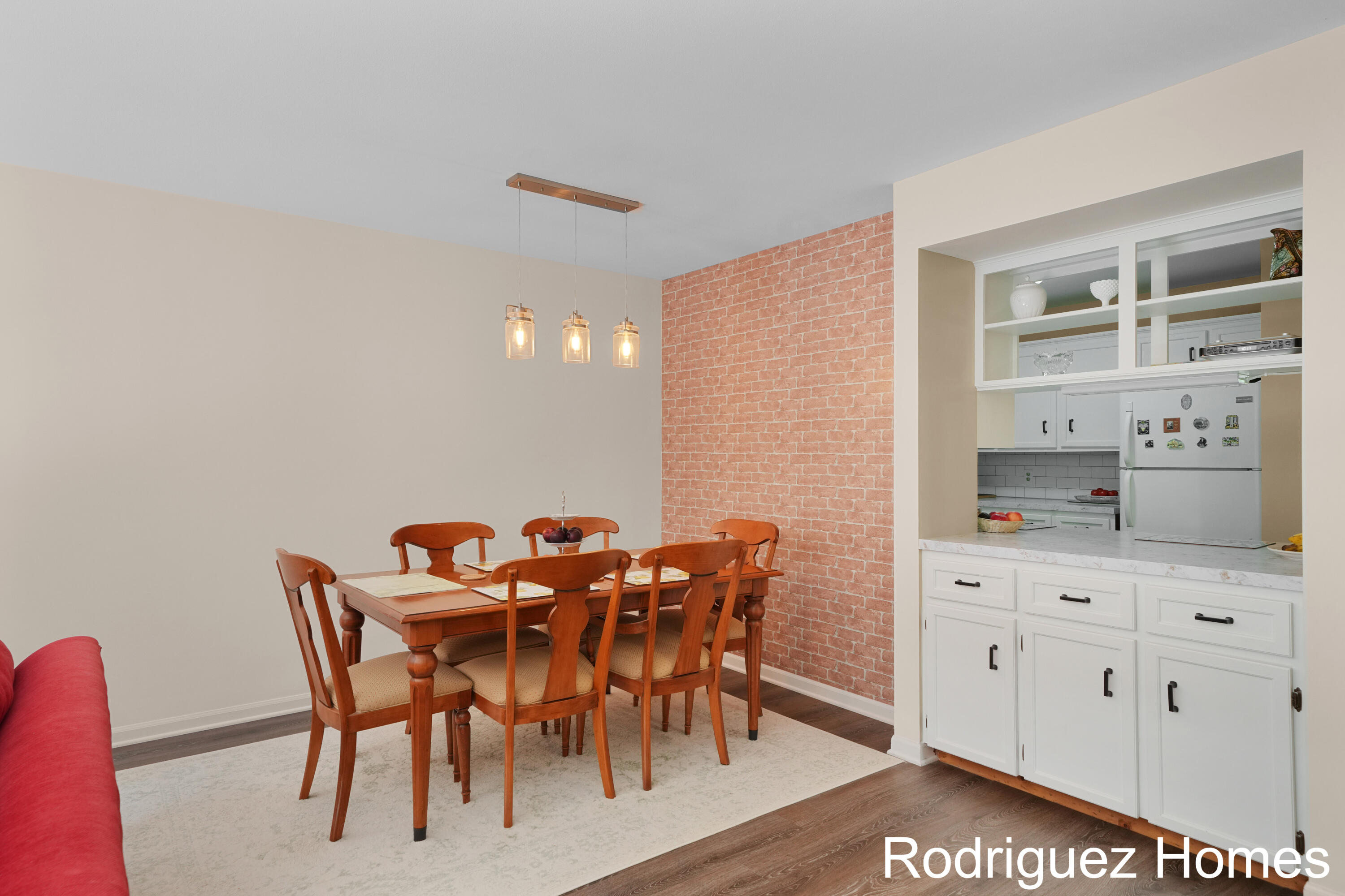 2106 Cranbrook Drive NE