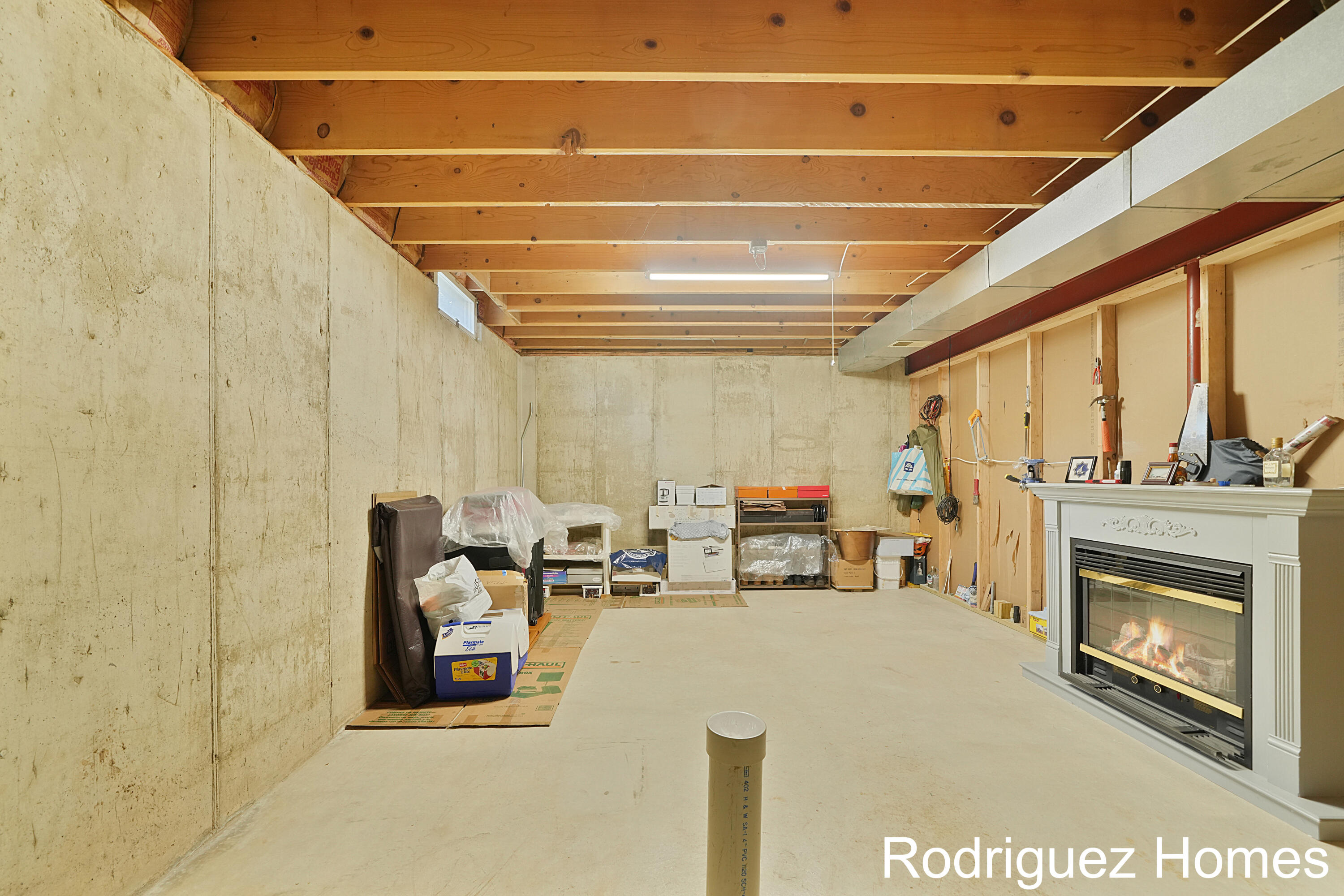 2106 Cranbrook Drive NE