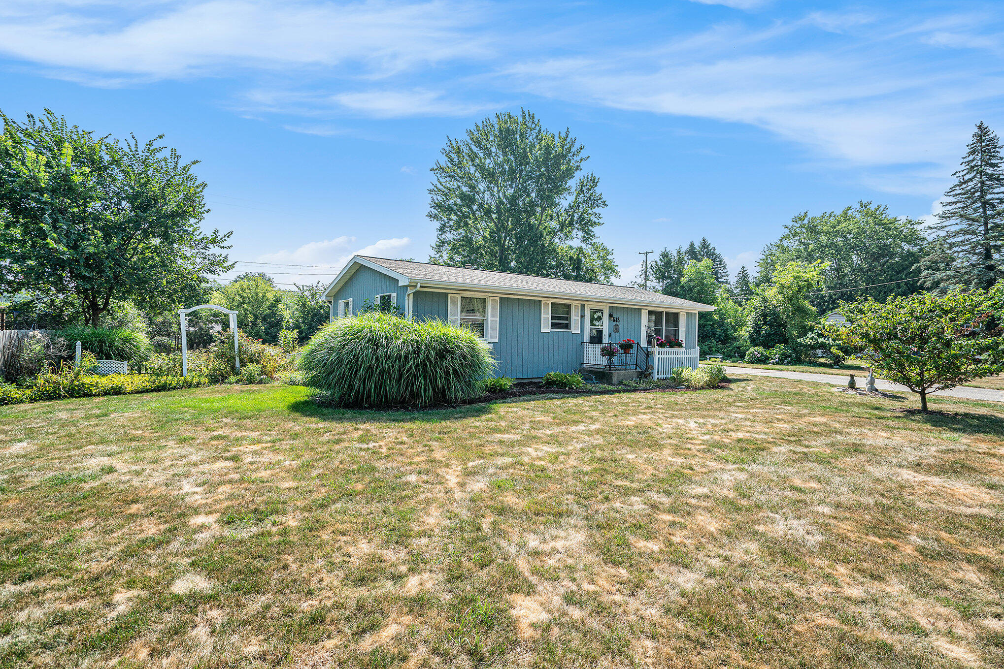 548 Parkside Avenue NW