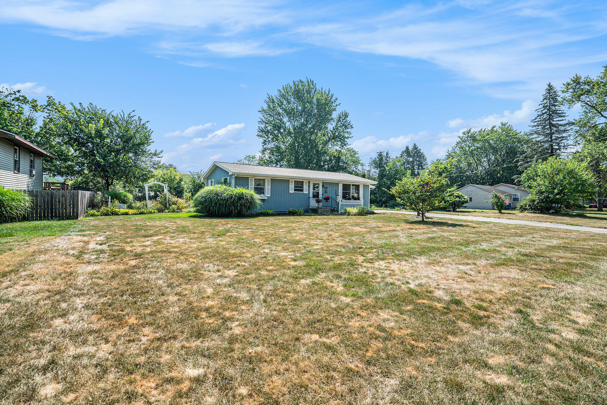 548 Parkside Avenue NW