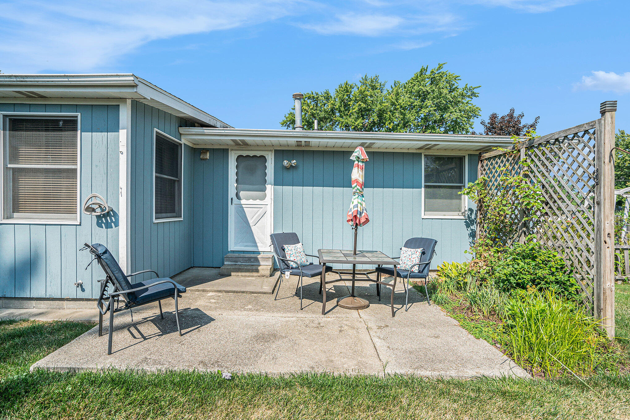 548 Parkside Avenue NW