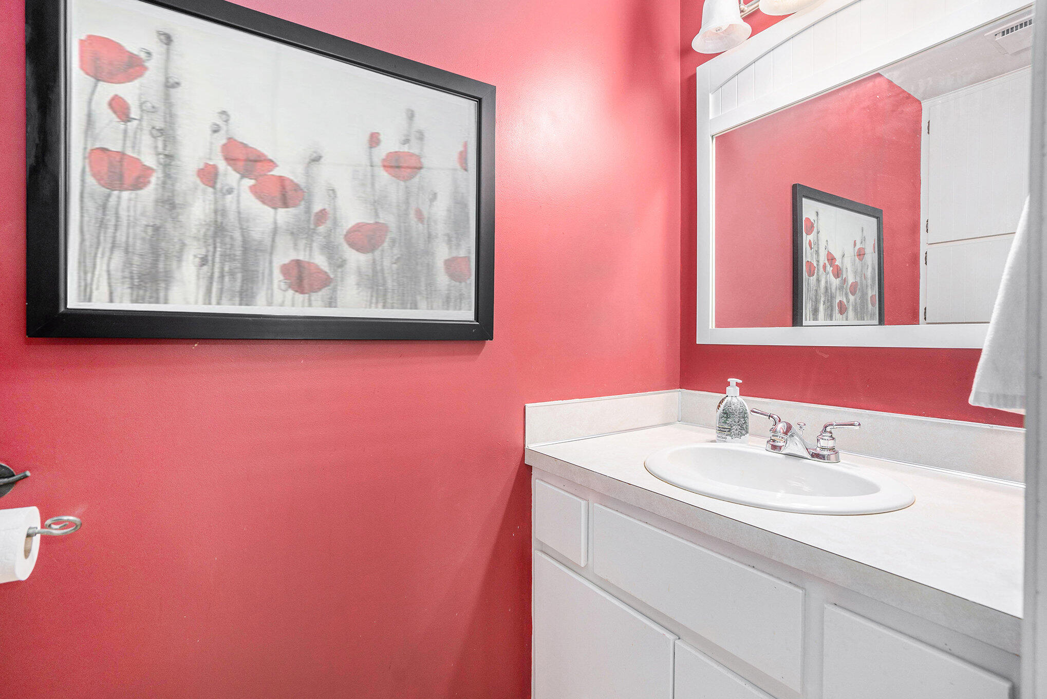 548 Parkside Avenue NW