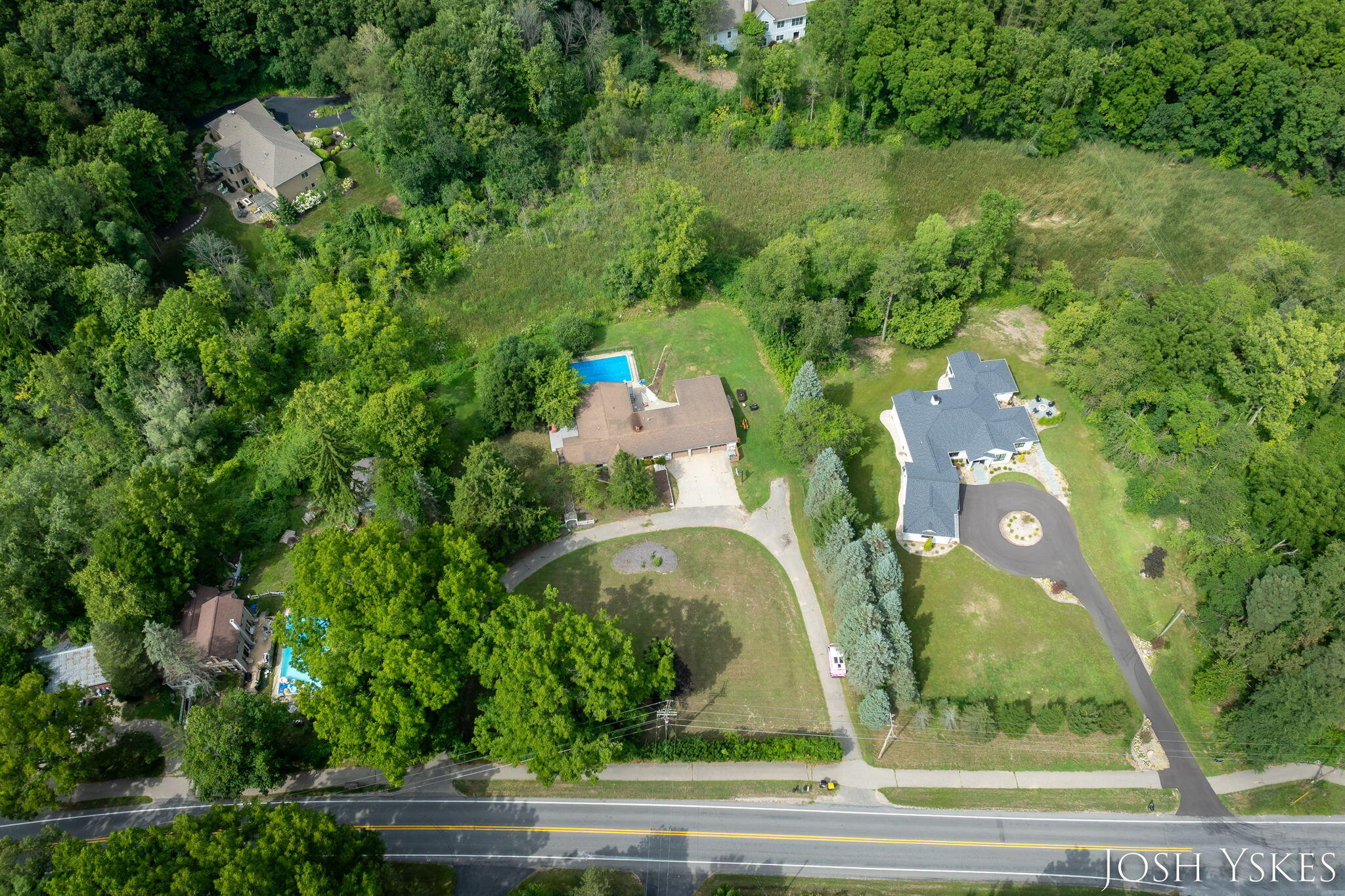 5855 Grand River Drive NE