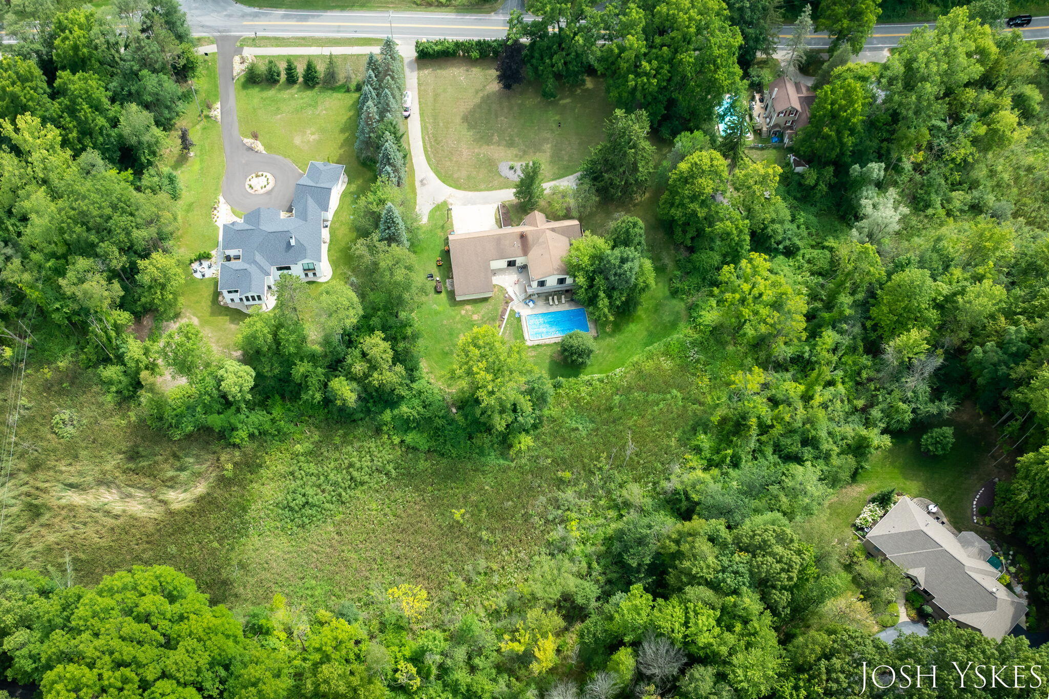 5855 Grand River Drive NE
