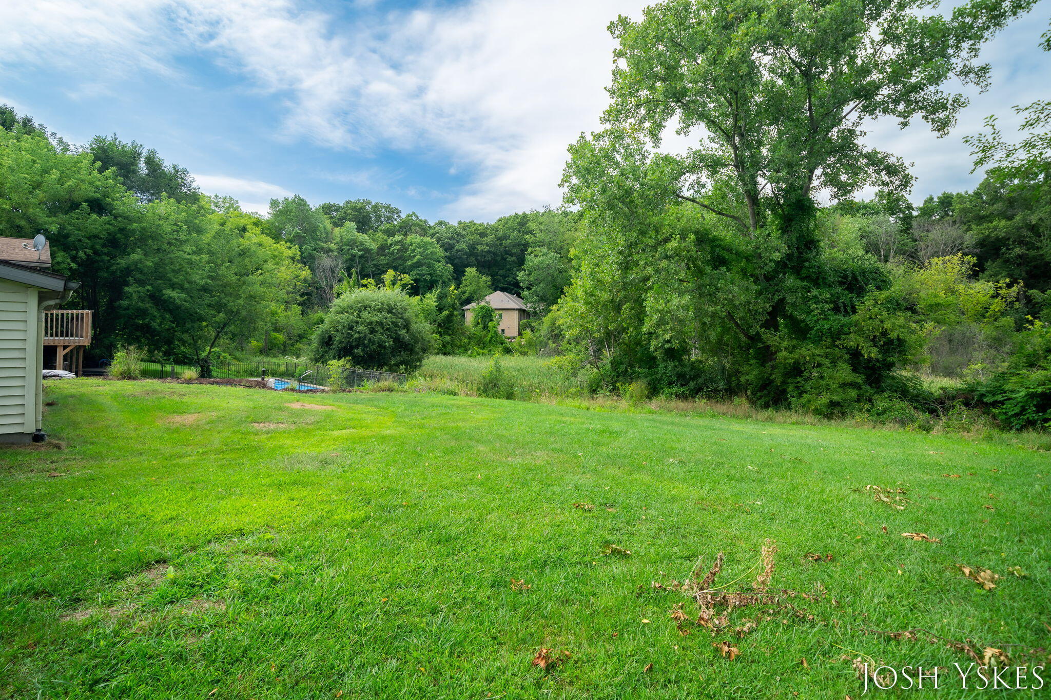5855 Grand River Drive NE