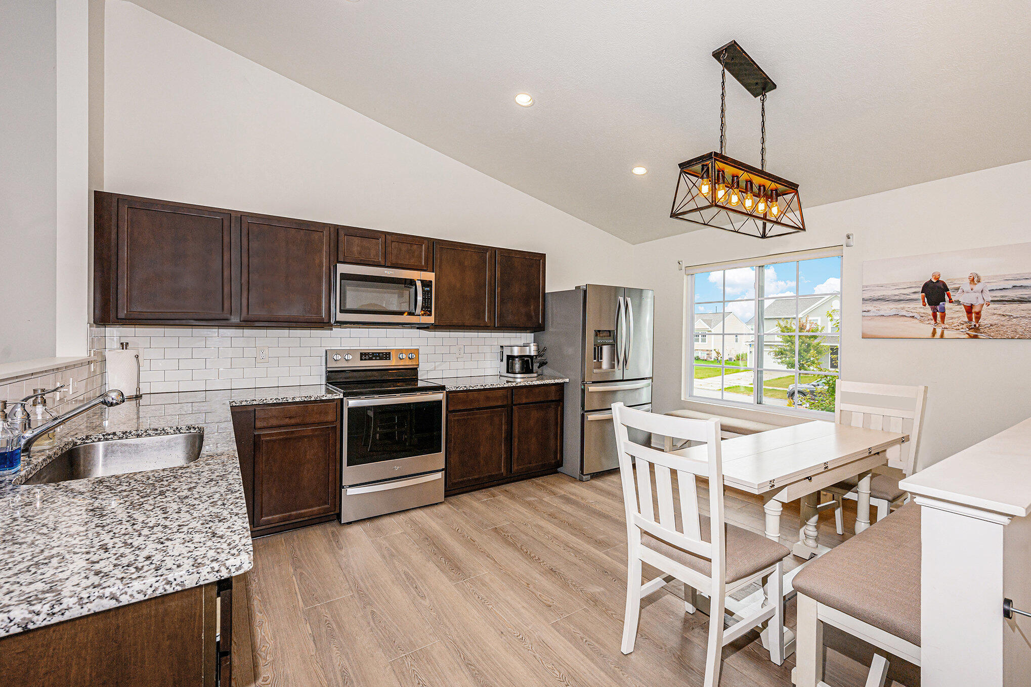 58642 Blue Stem Circle