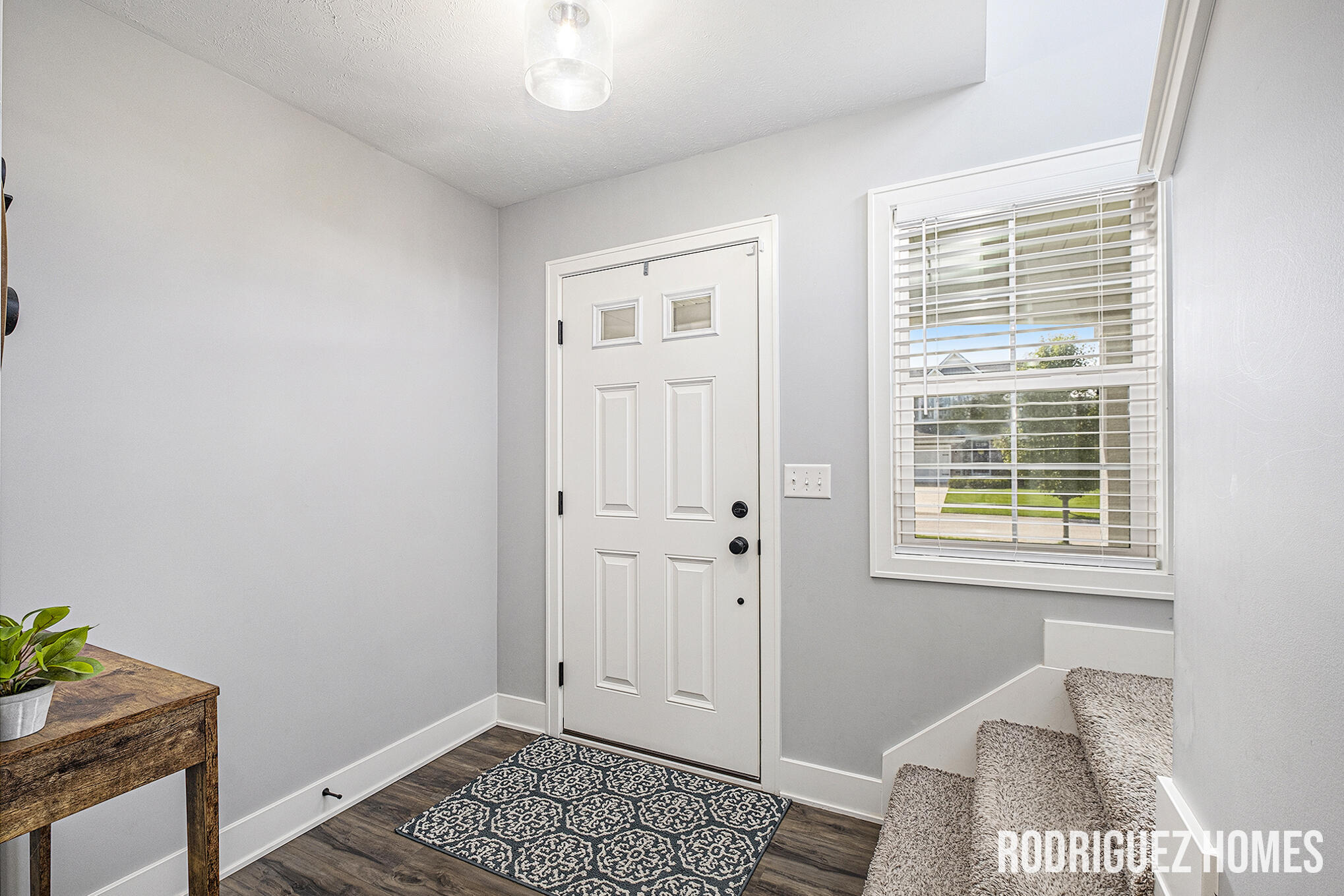 7857 High Knoll Drive