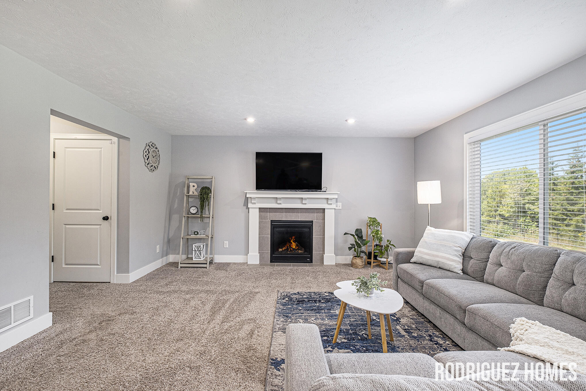 7857 High Knoll Drive