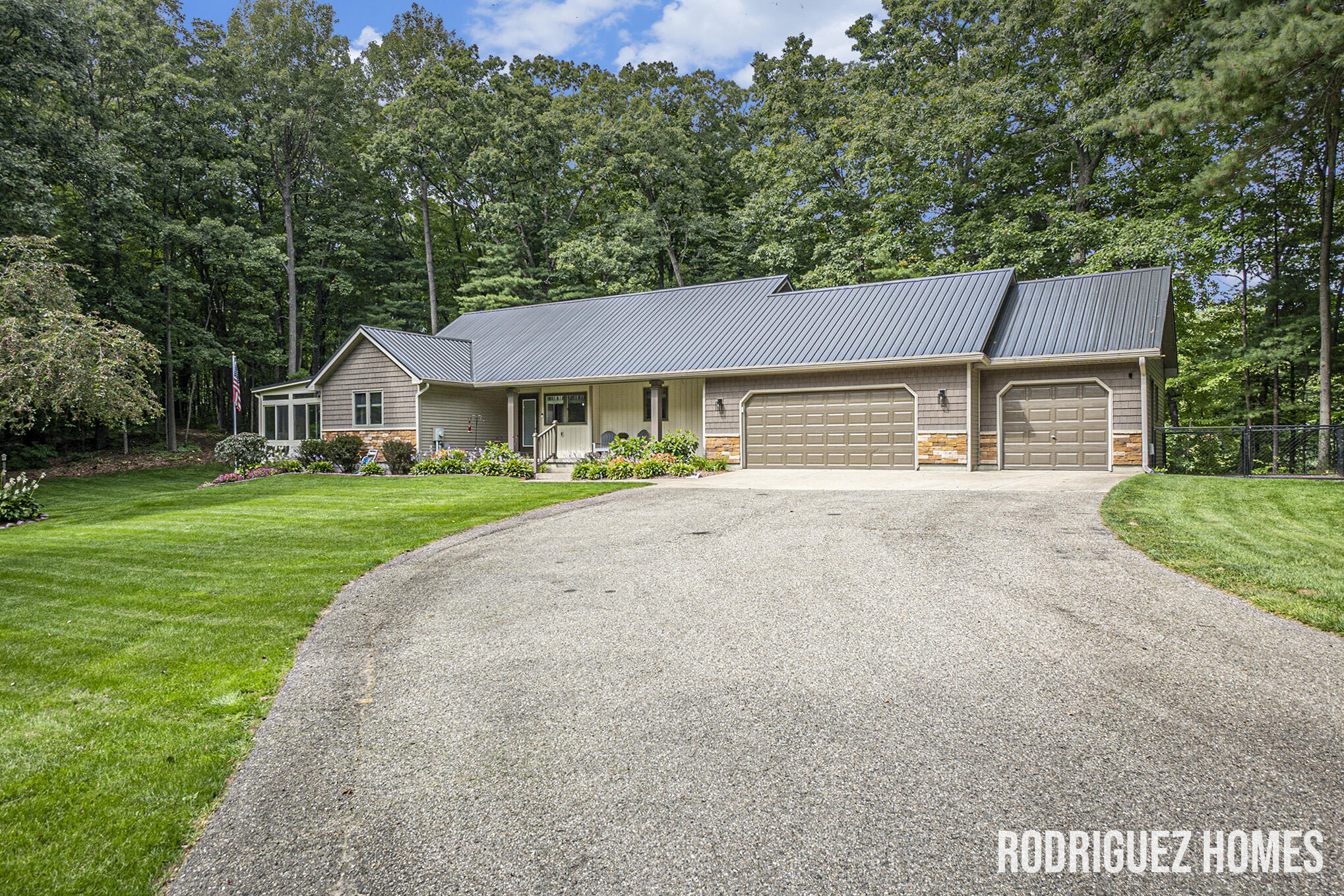 4735 Forest Vale Road