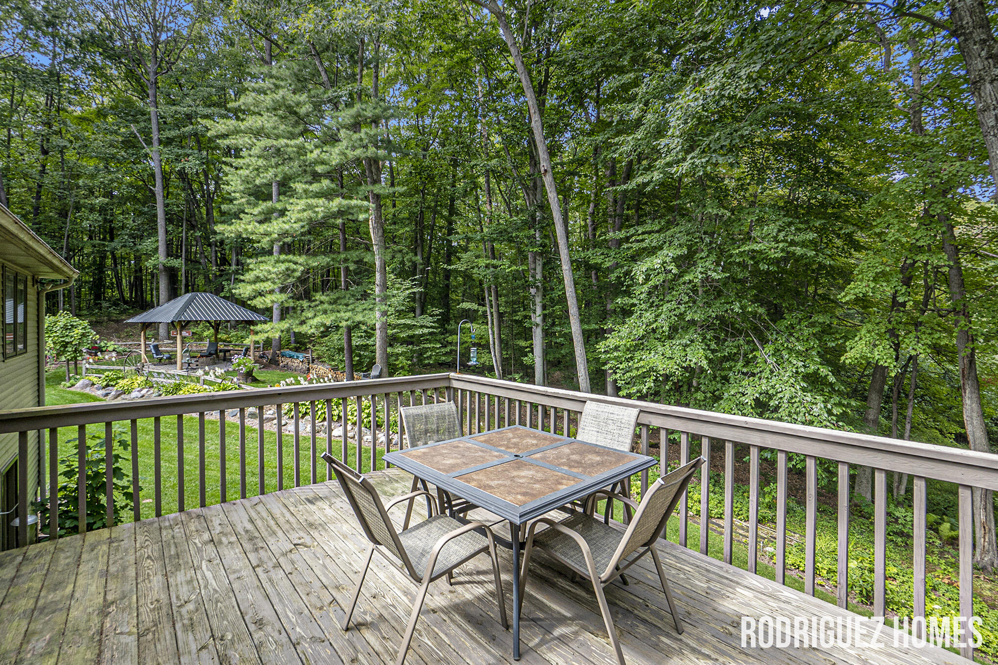 4735 Forest Vale Road