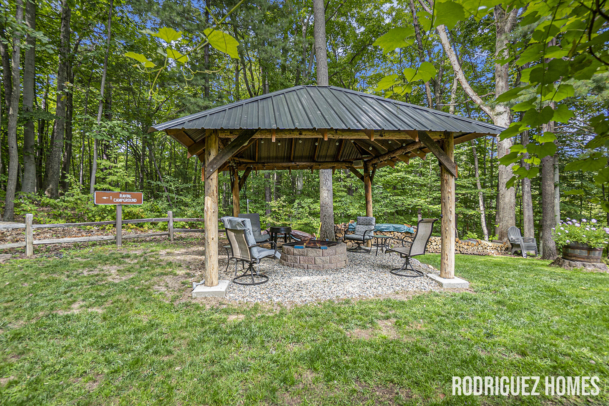4735 Forest Vale Road
