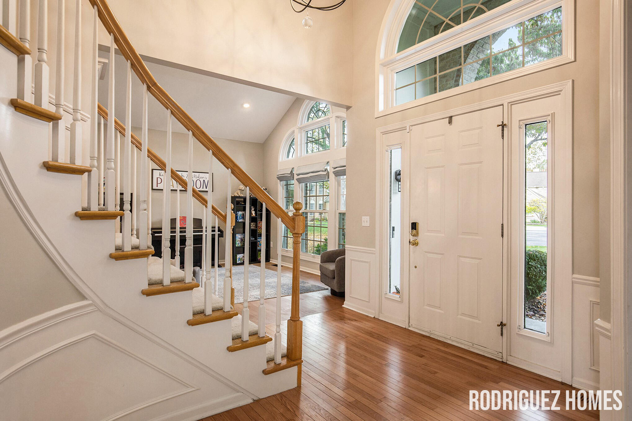 3890 Clearview Street NE