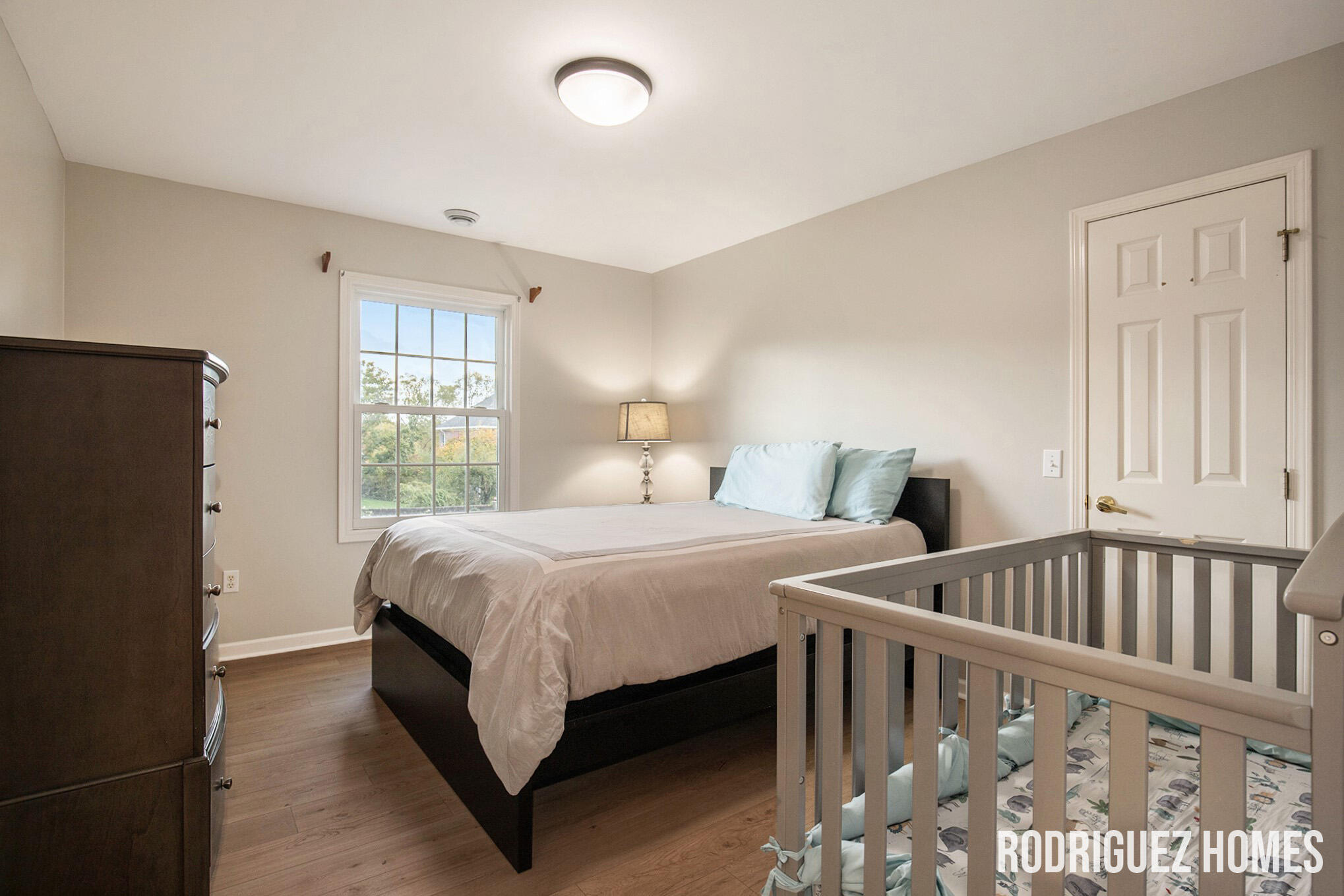 3890 Clearview Street NE