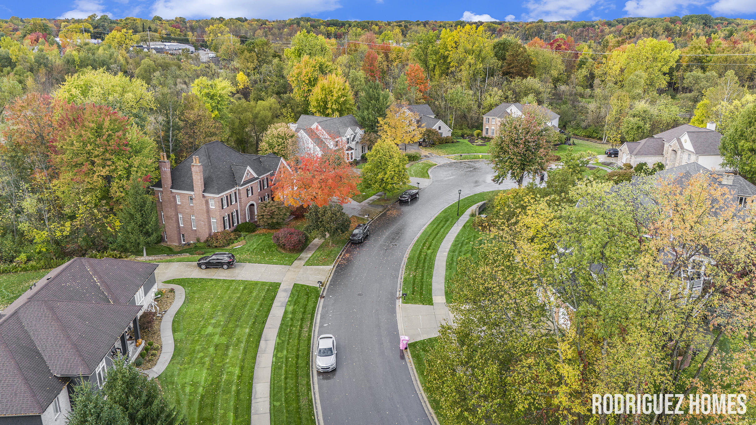 3890 Clearview Street NE