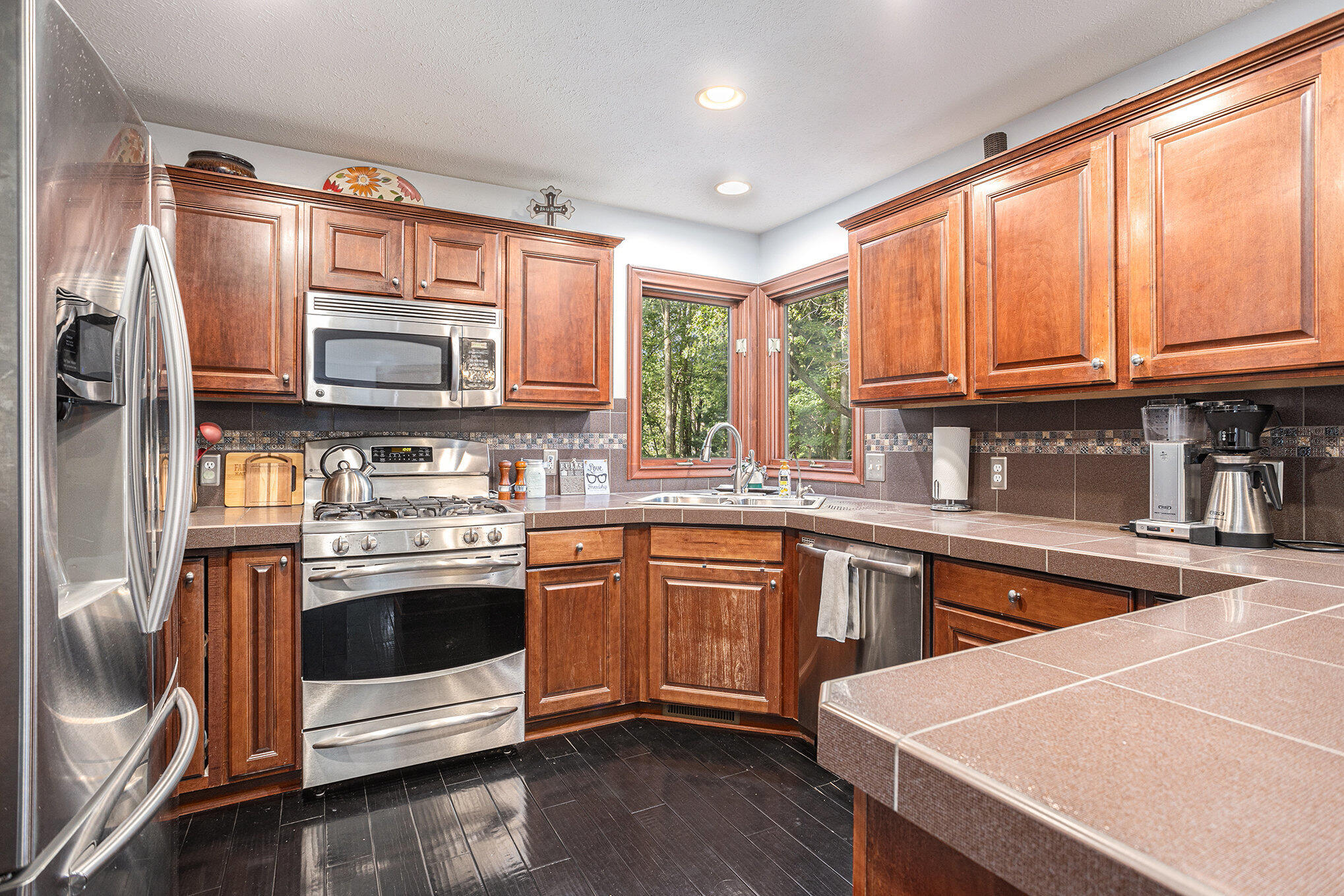 9744 Chambray Street