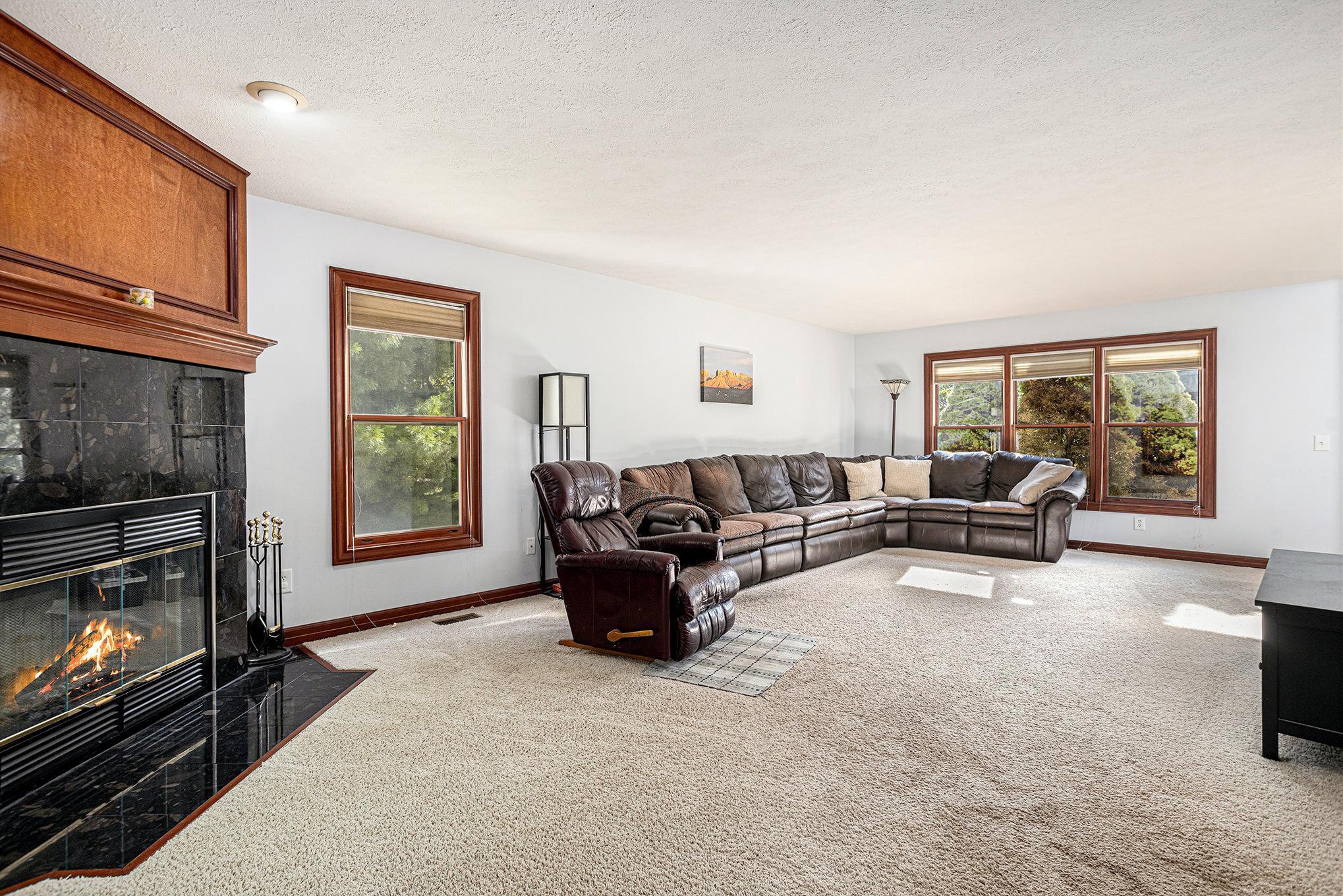 9744 Chambray Street