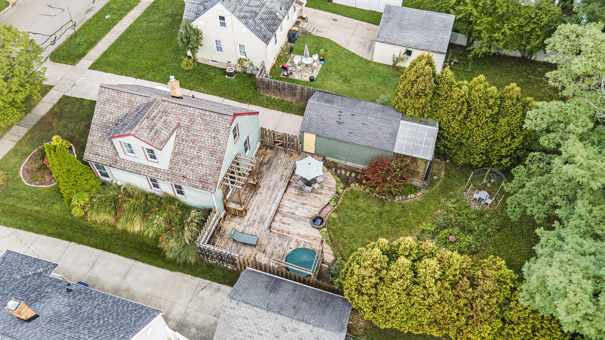 1228 Spring Avenue NE