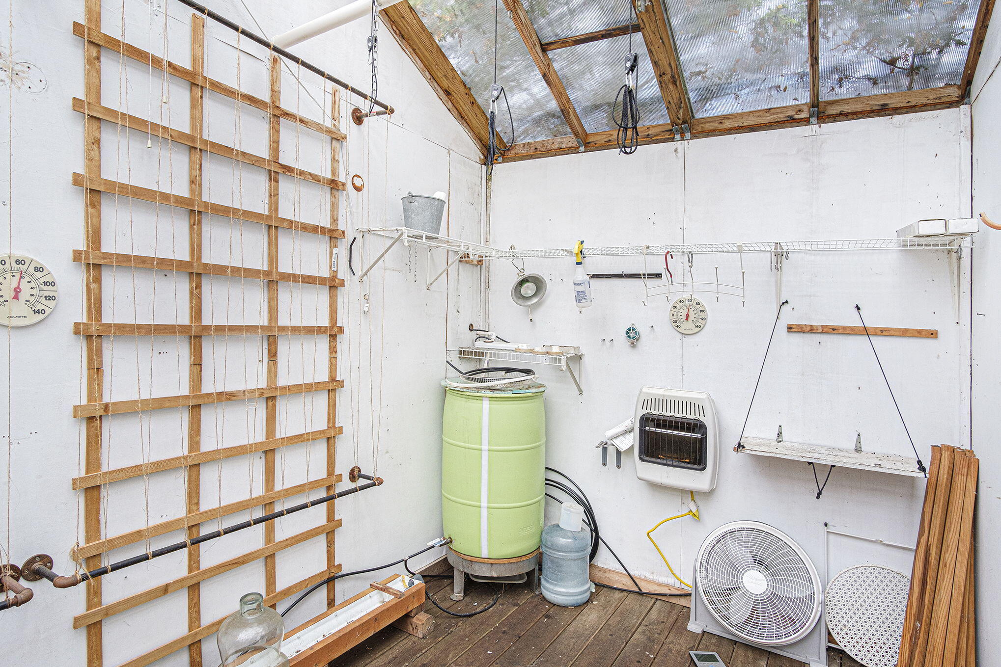 1228 Spring Avenue NE