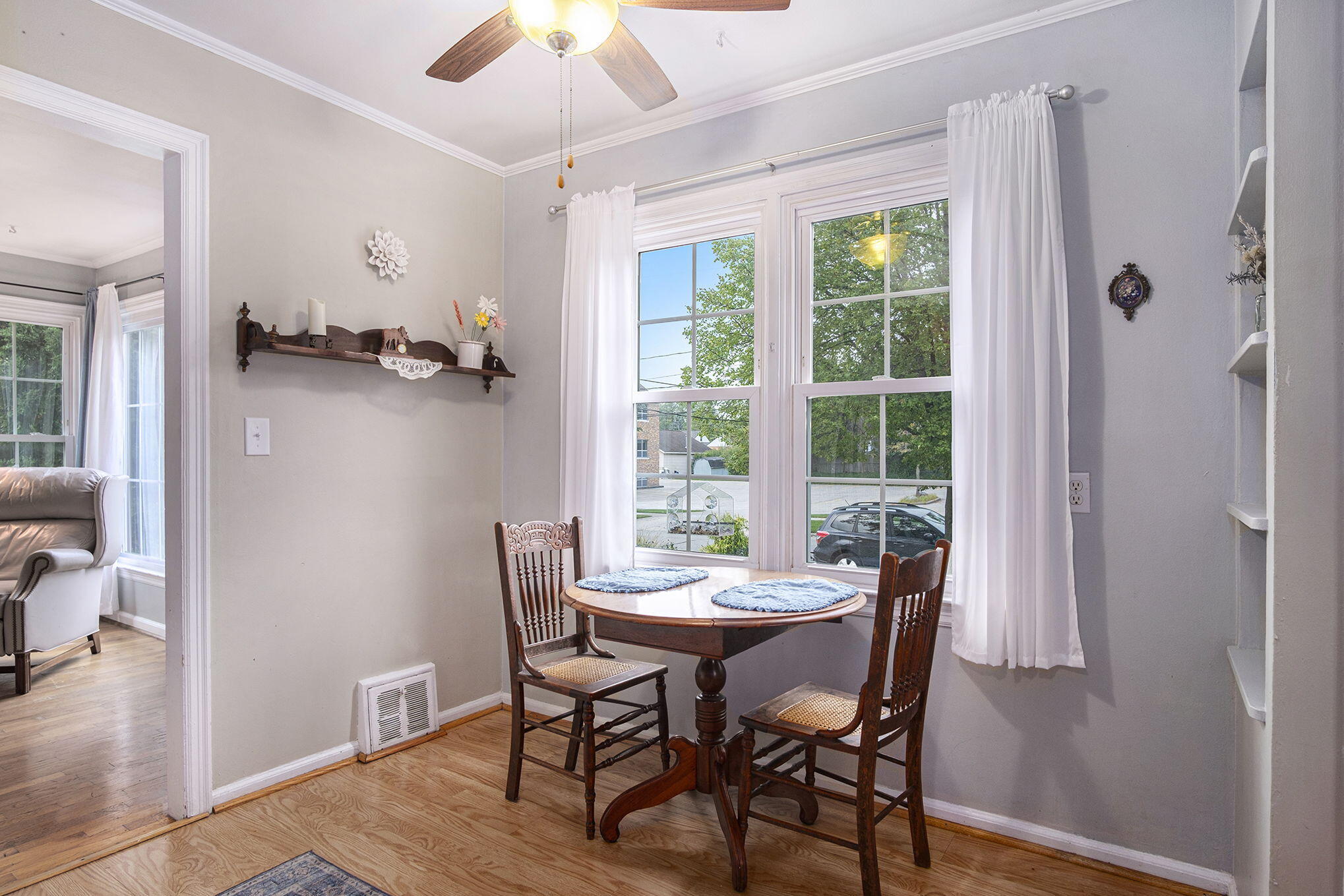 1228 Spring Avenue NE