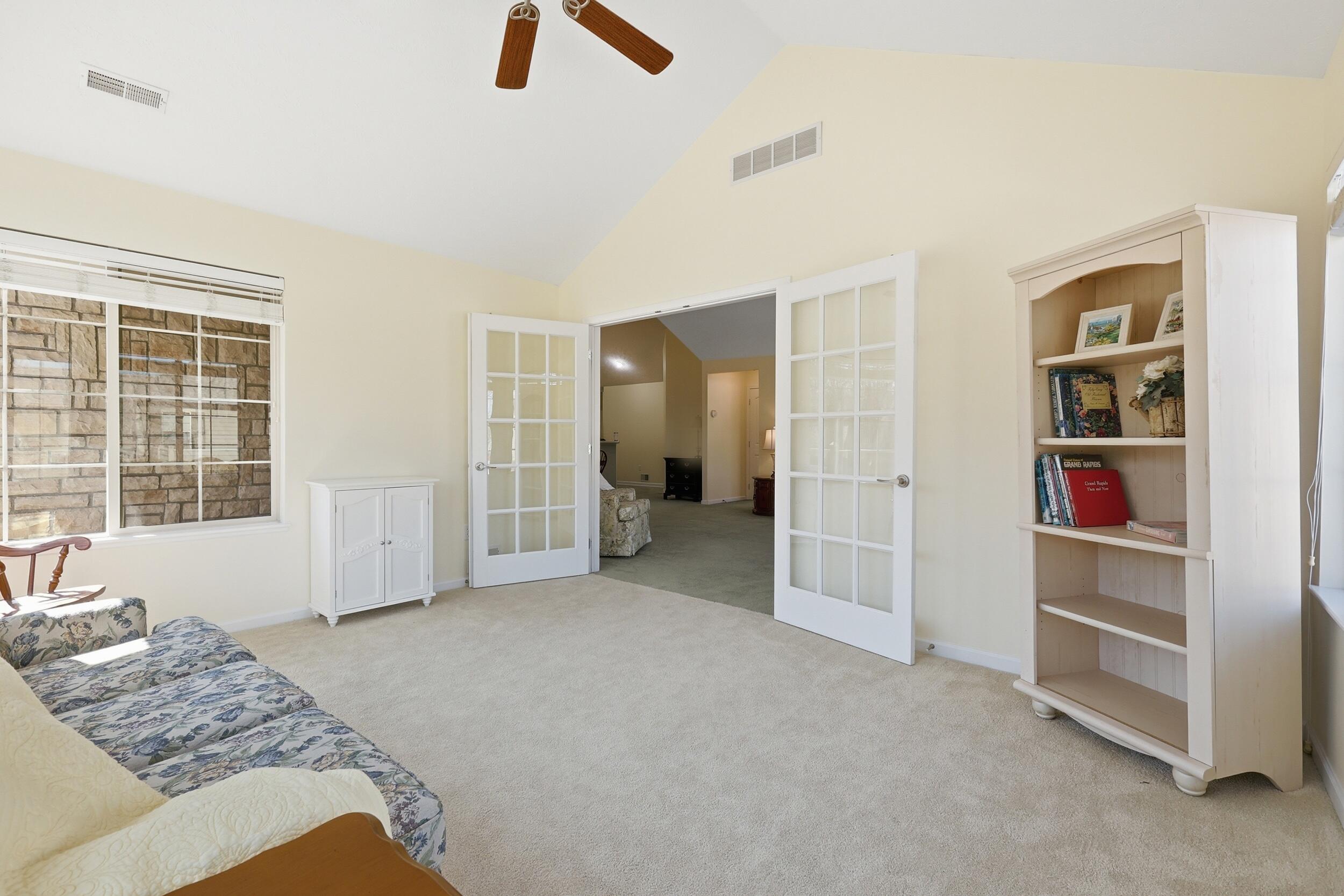 5315 Fawn Creek Drive SW