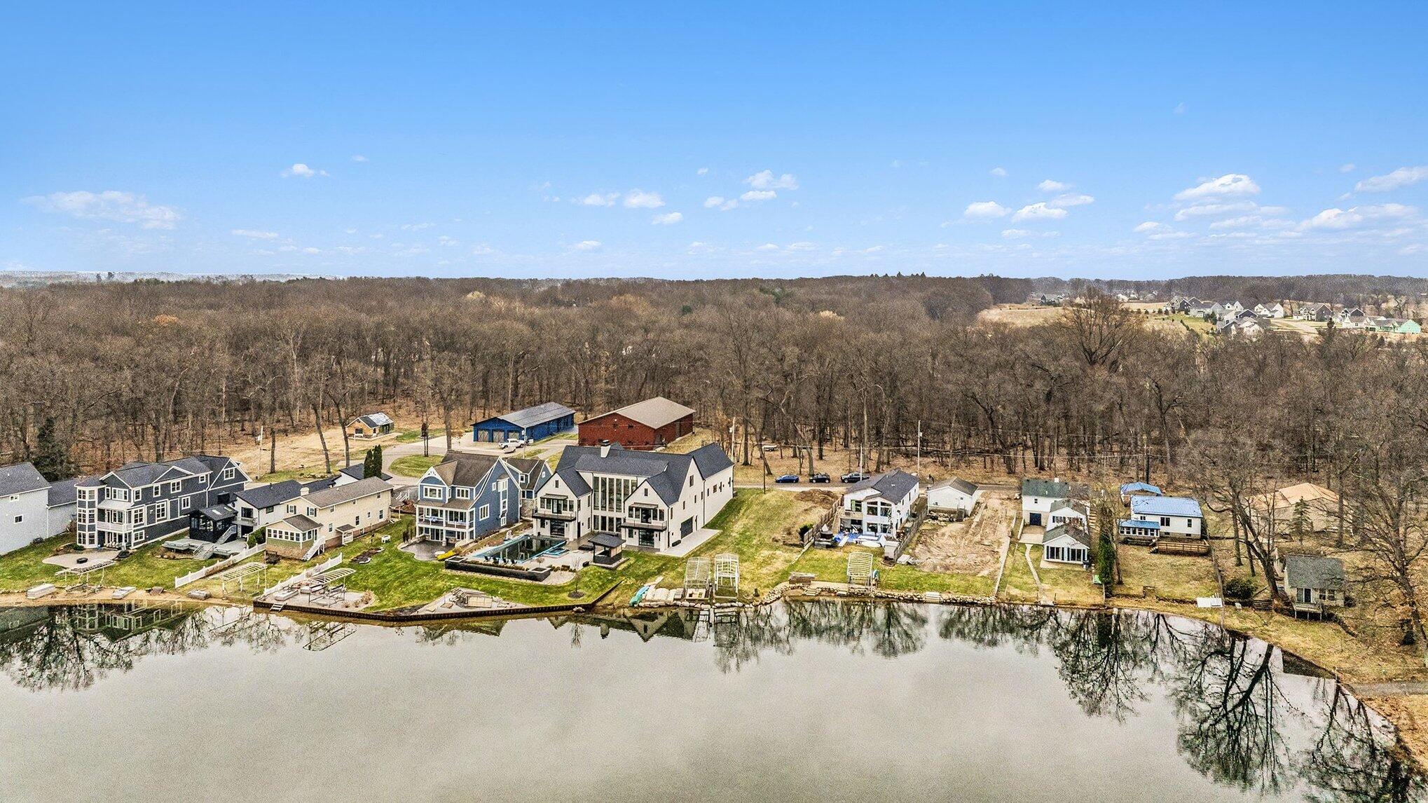 1605 S Crooked Lake Drive