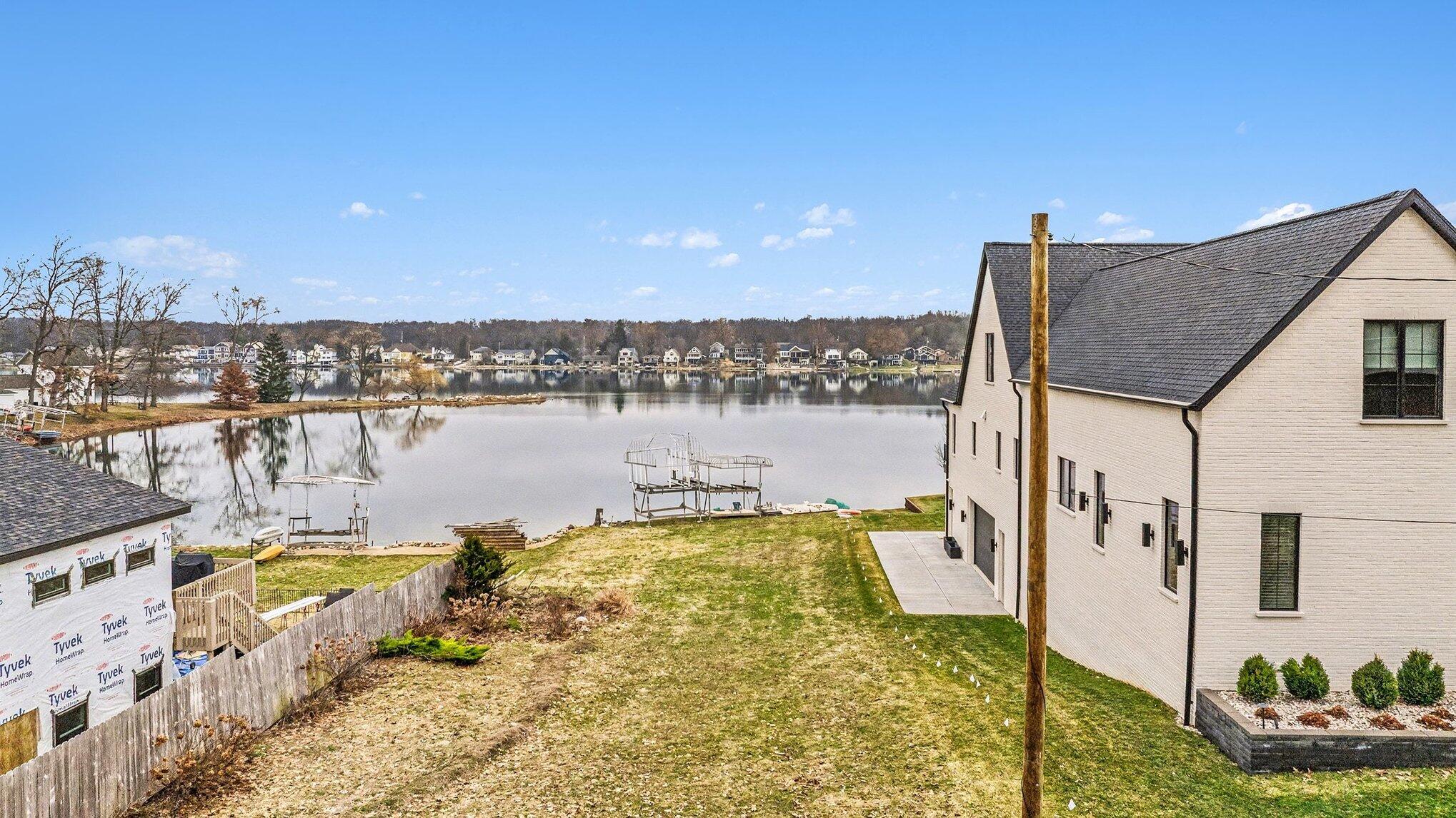 1605 S Crooked Lake Drive