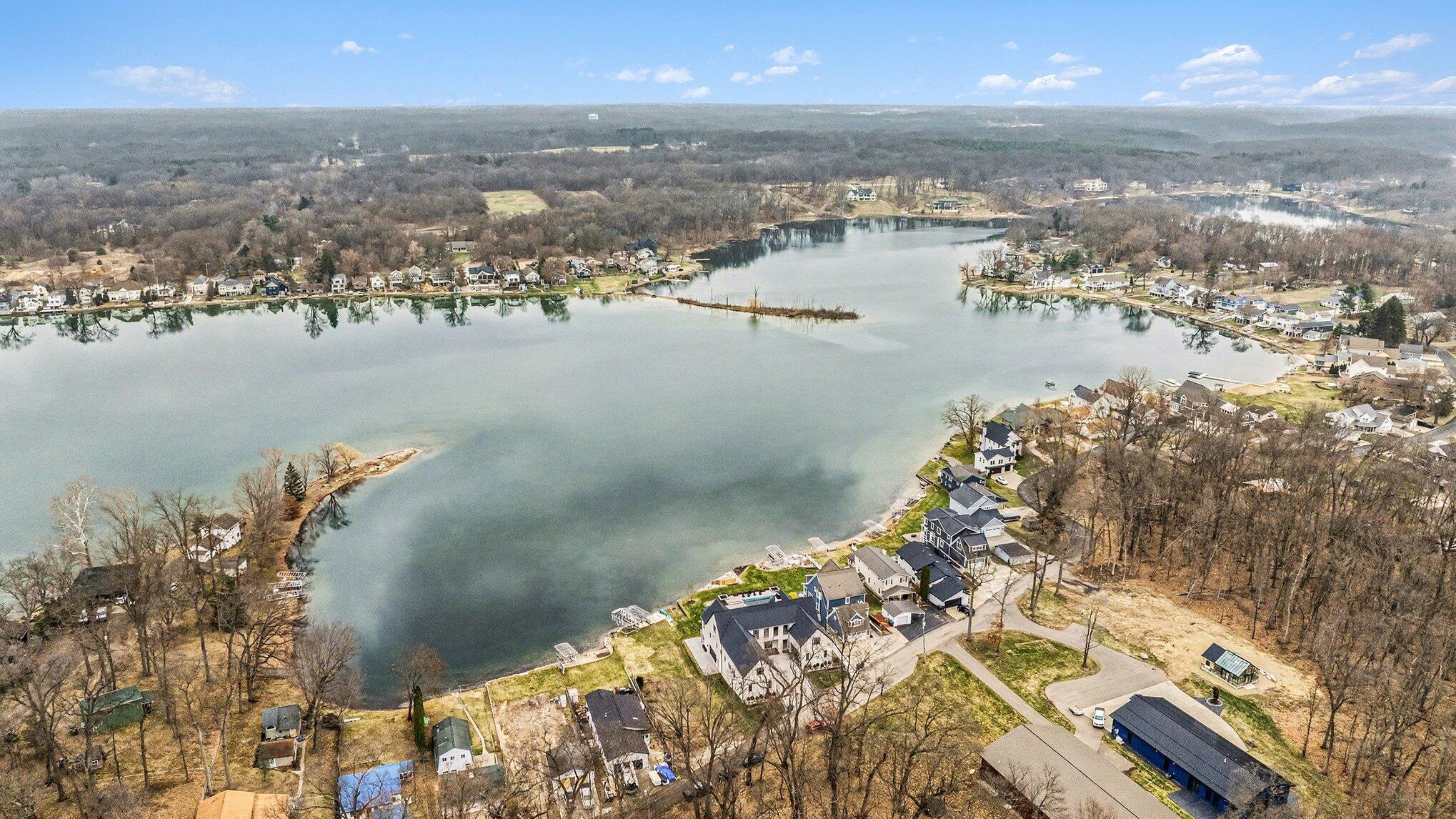 1605 S Crooked Lake Drive