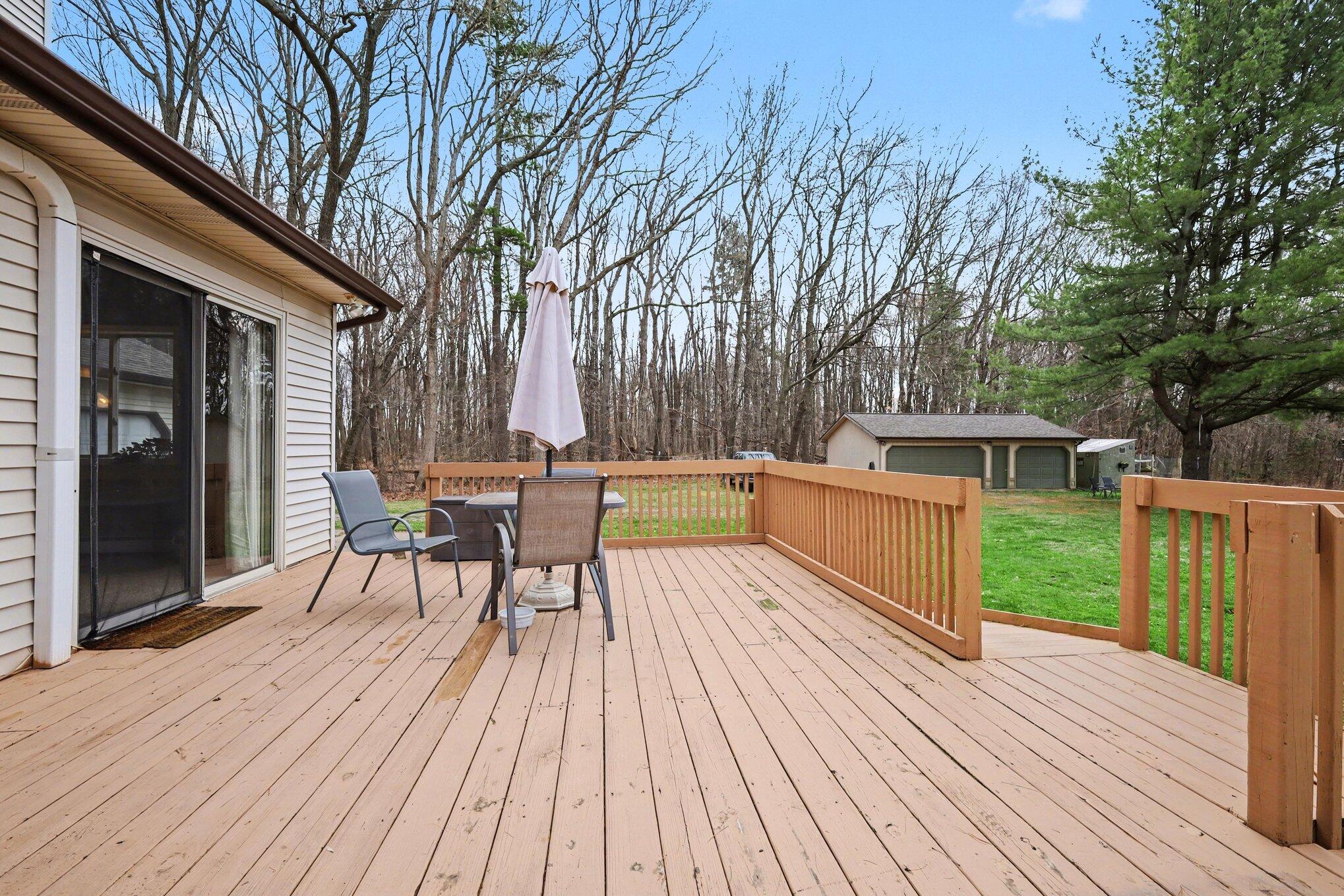 11180 Hart Street NE