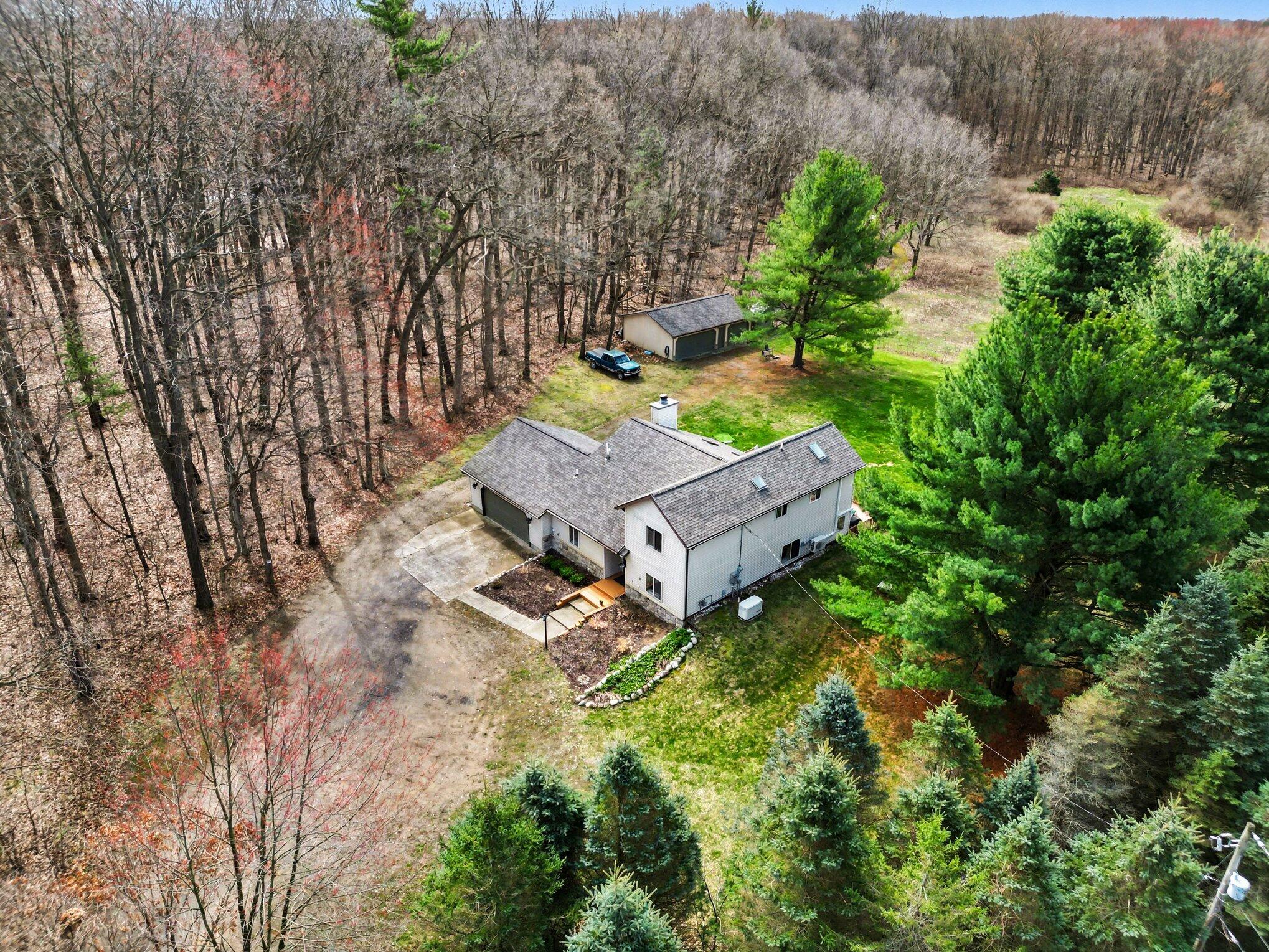 11180 Hart Street NE