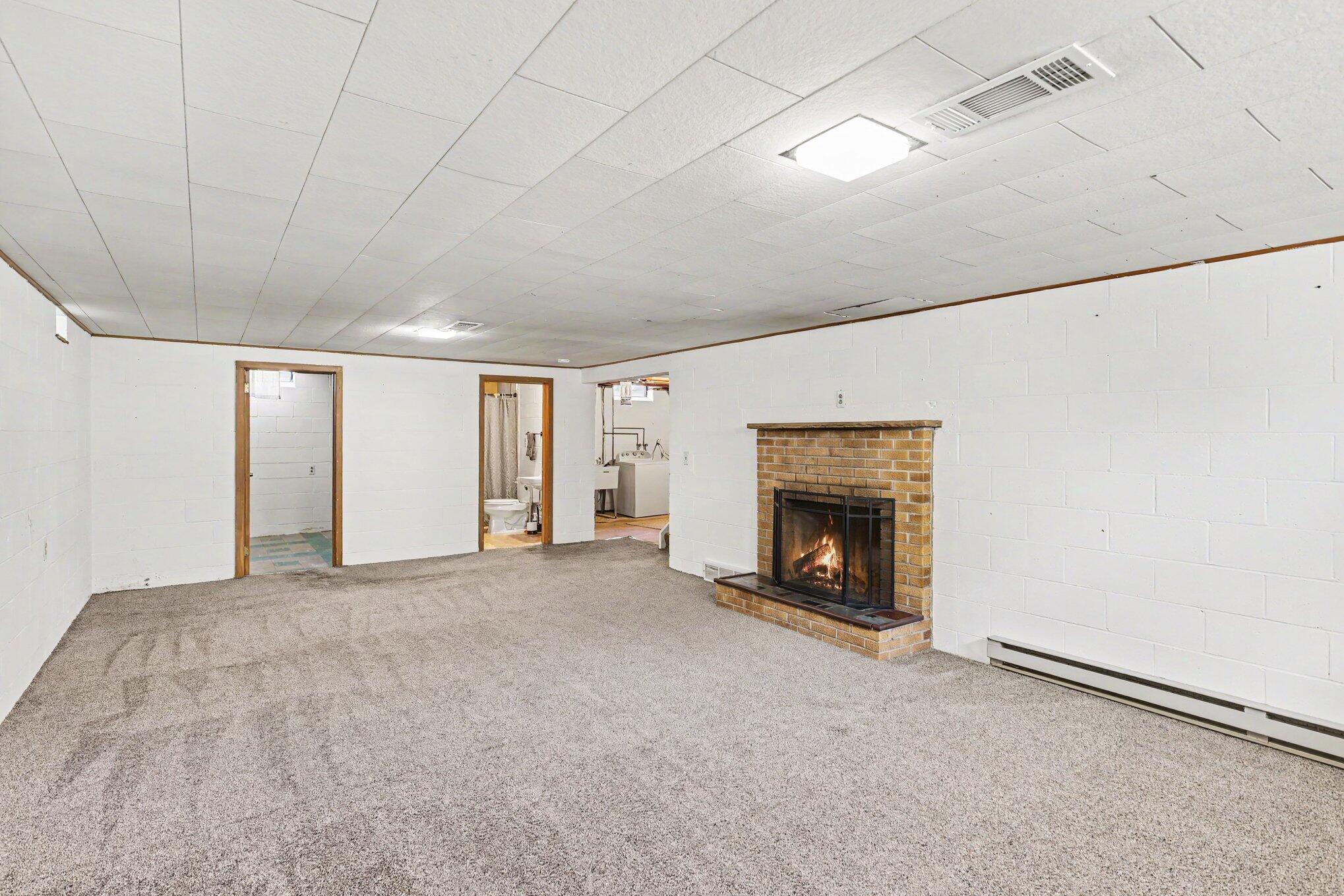2117 Edwin Place