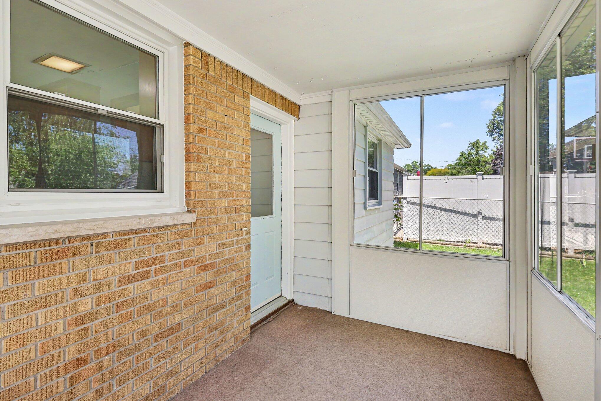 2117 Edwin Place