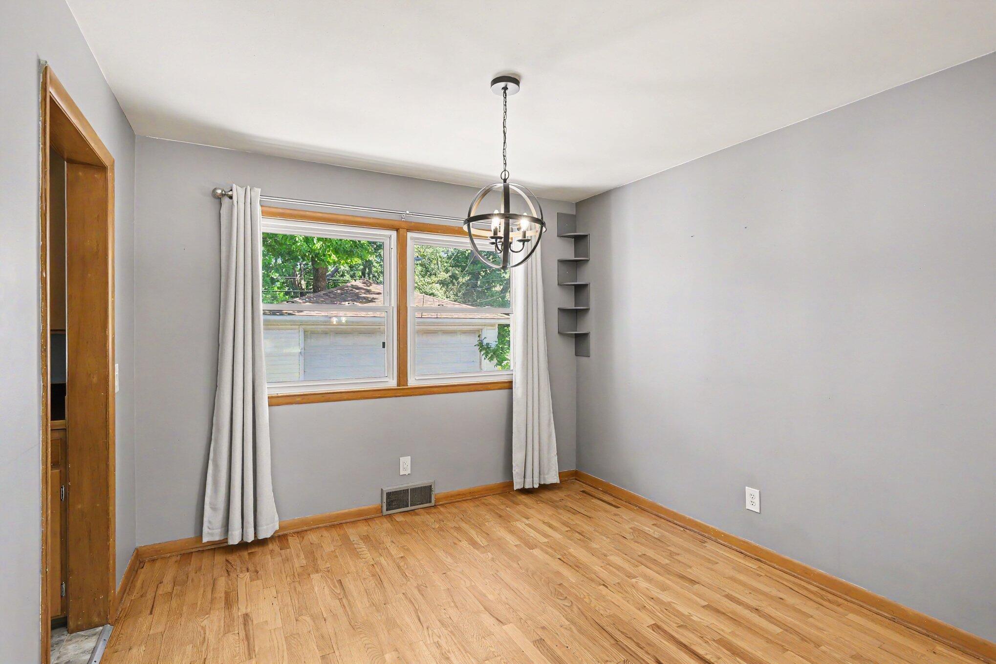 2117 Edwin Place