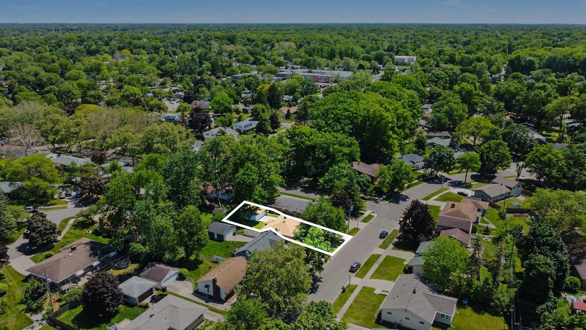 2117 Edwin Place