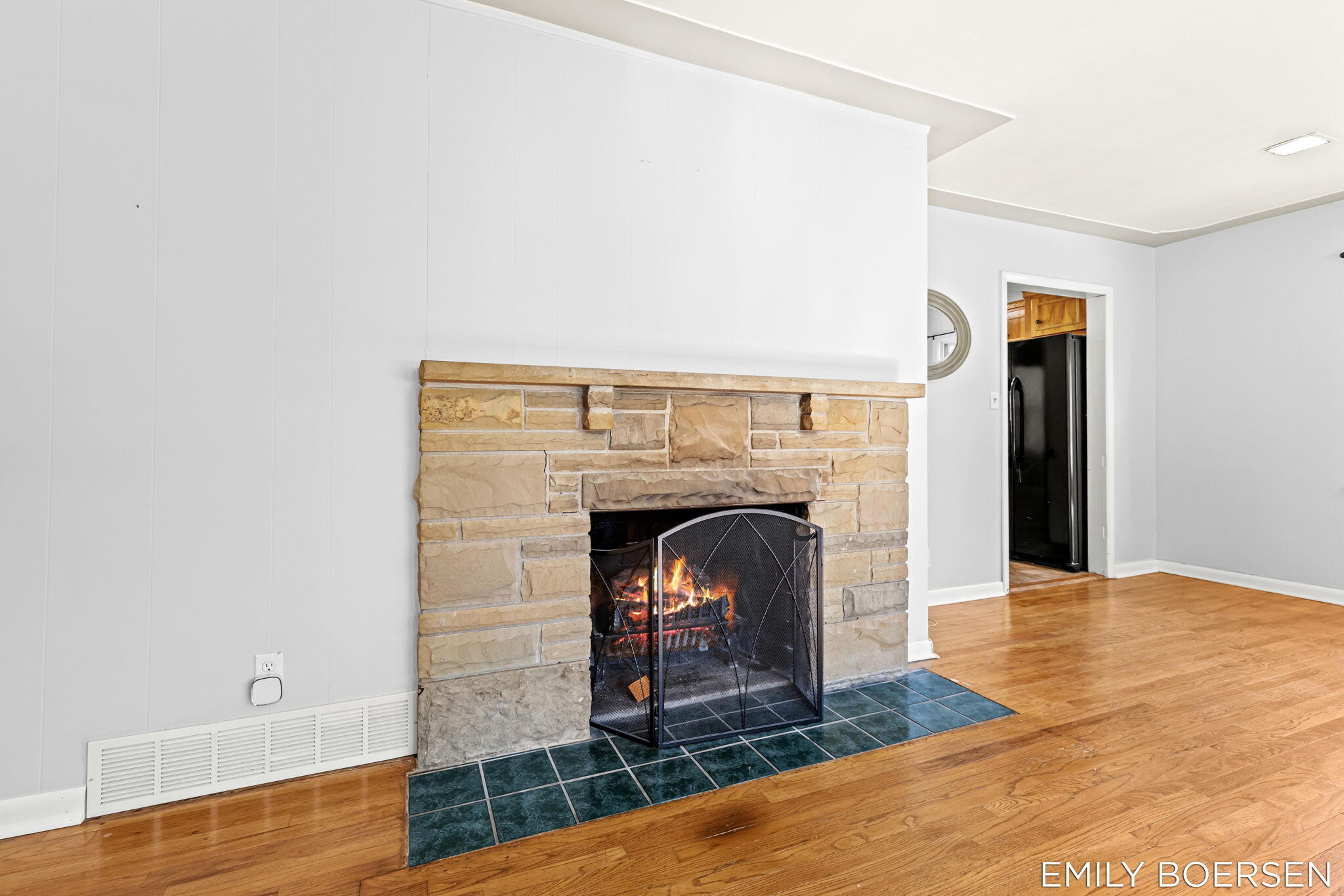 7543 Walnut Avenue