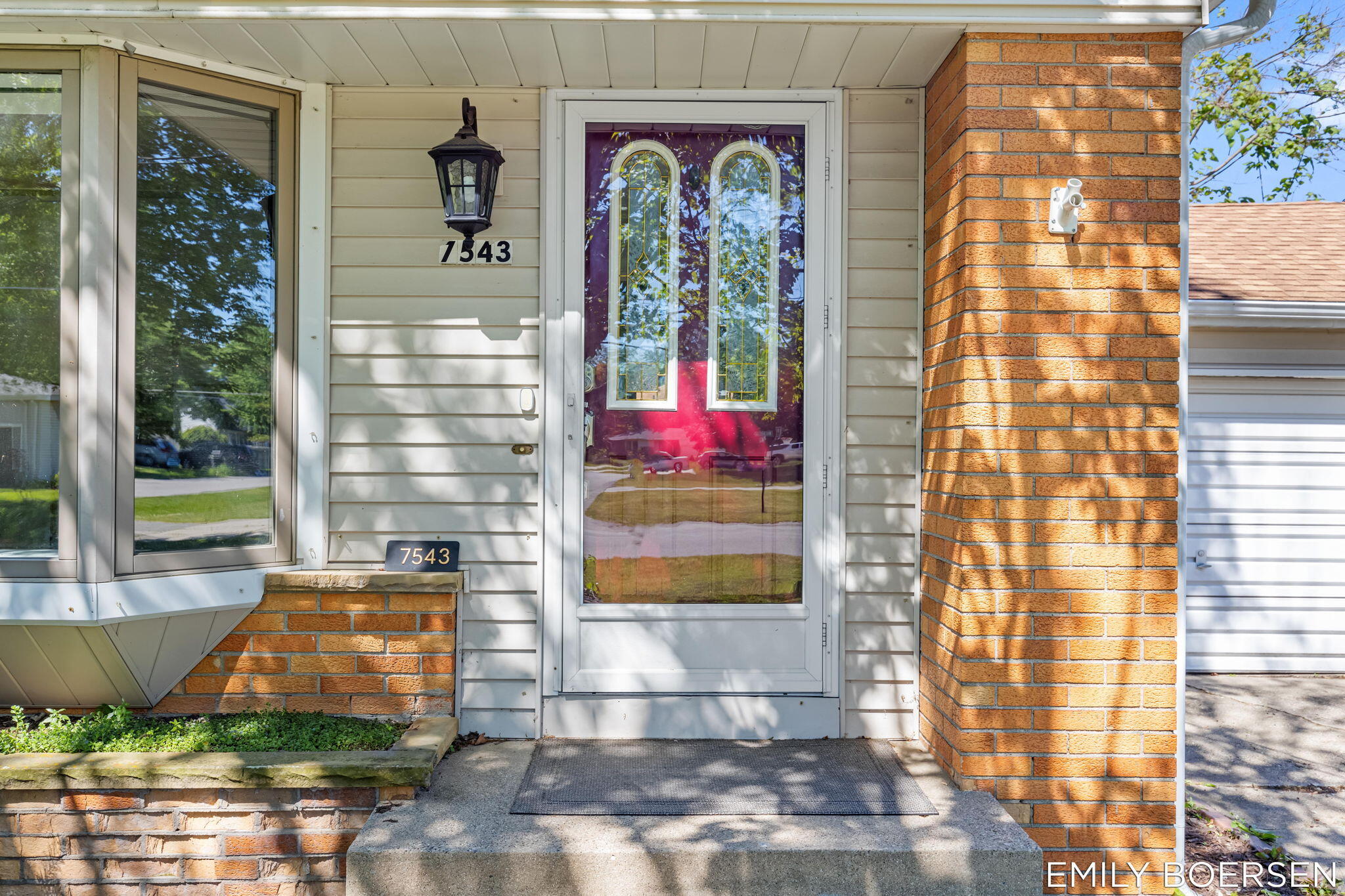 7543 Walnut Avenue
