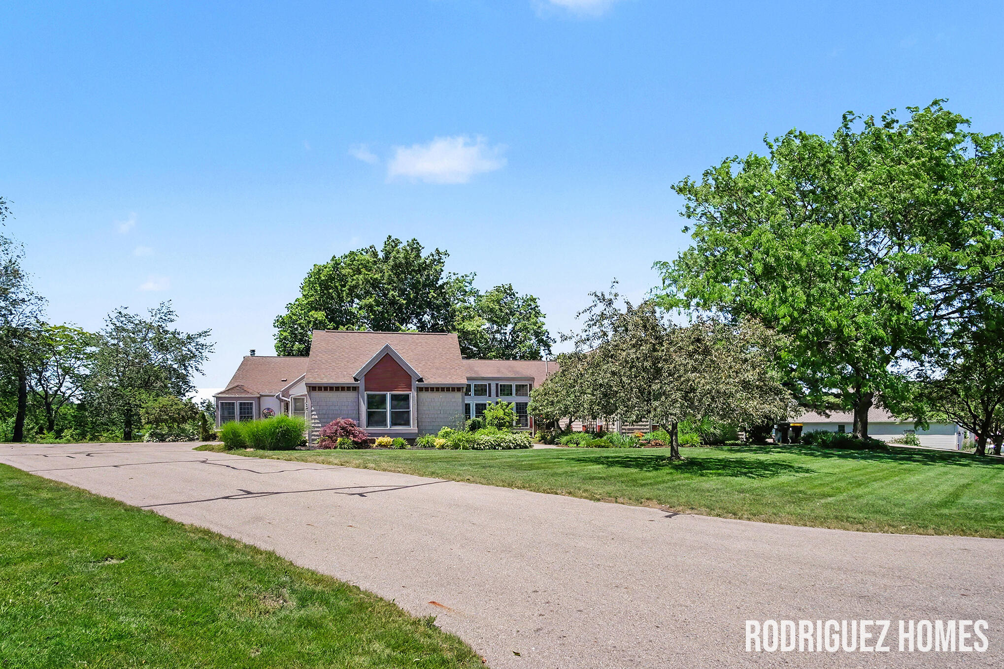 3393 English Hills Drive NW
