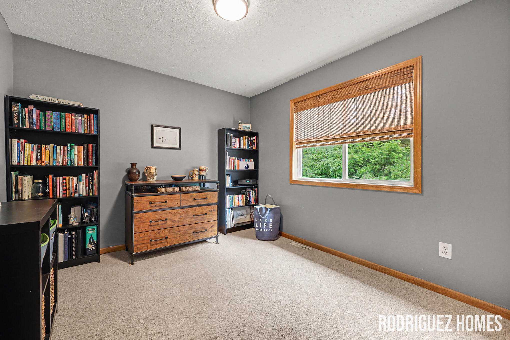 2007 Sandrel Drive NE