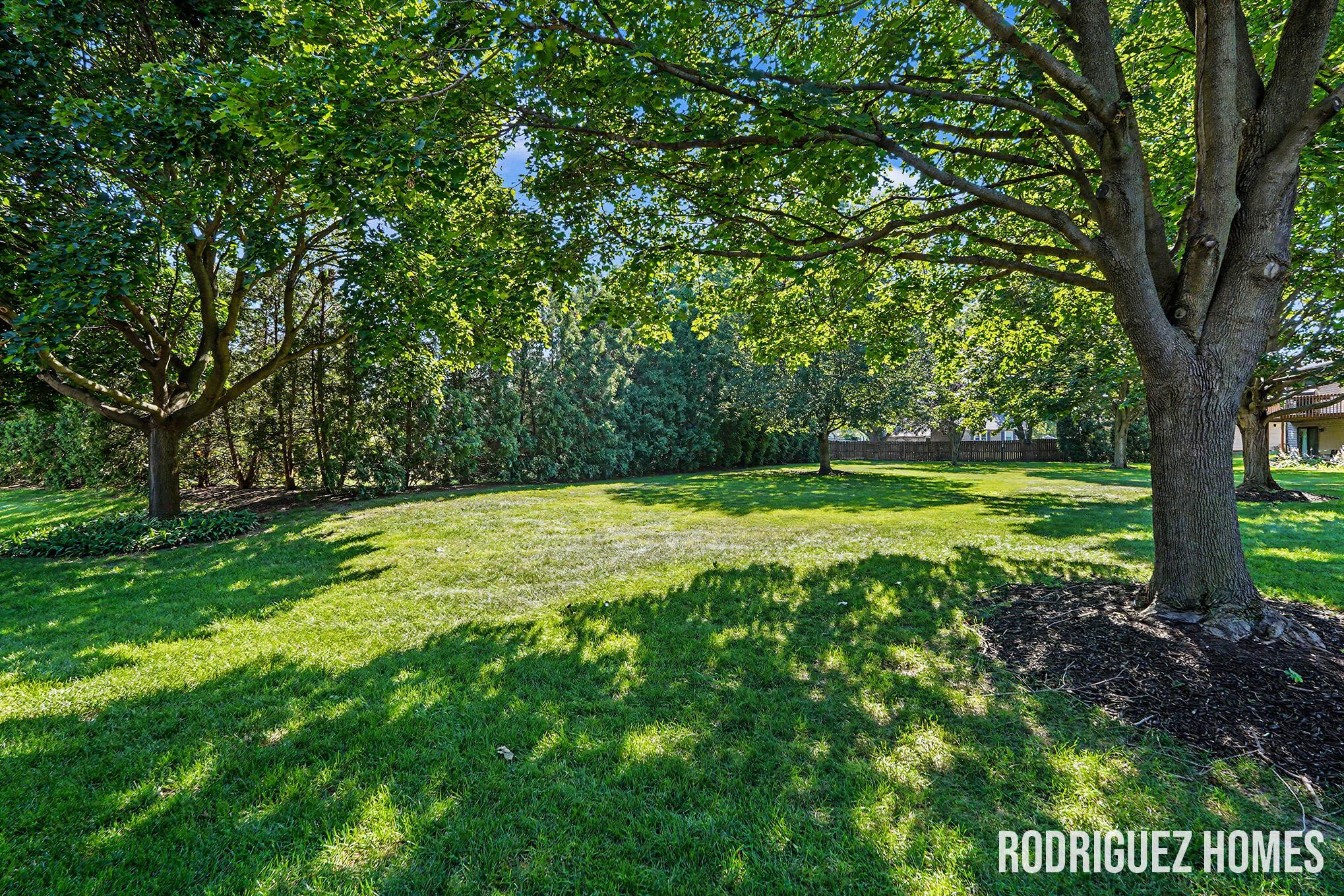 1731 Lakeview Drive