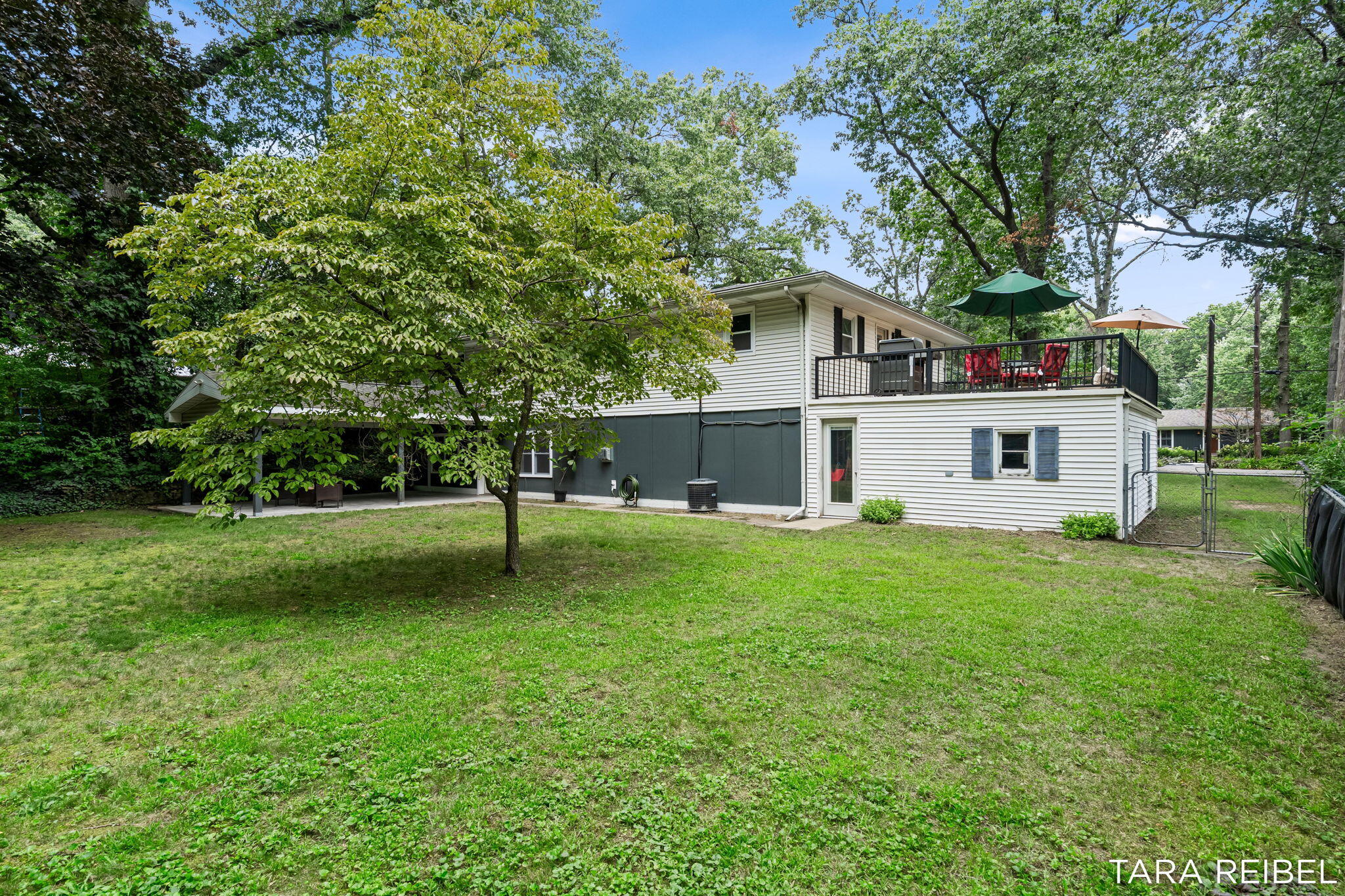 2750 Wildwood Lane