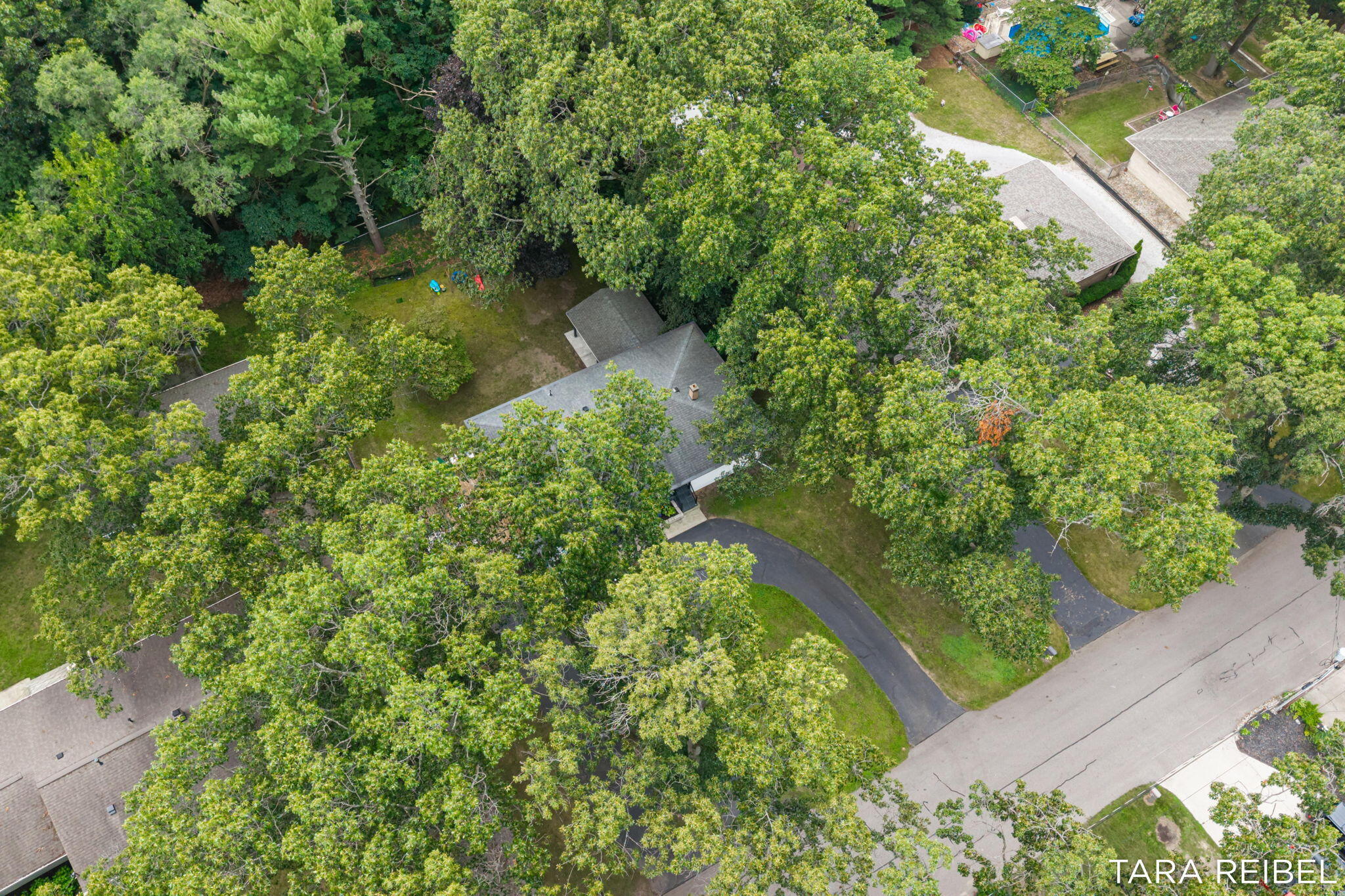 2750 Wildwood Lane