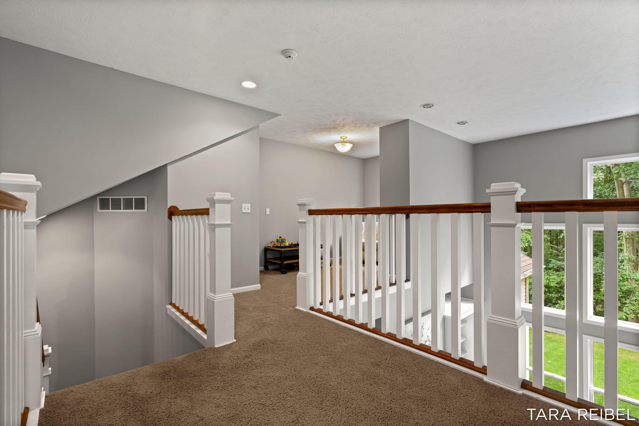 4320 Trail East Drive NE